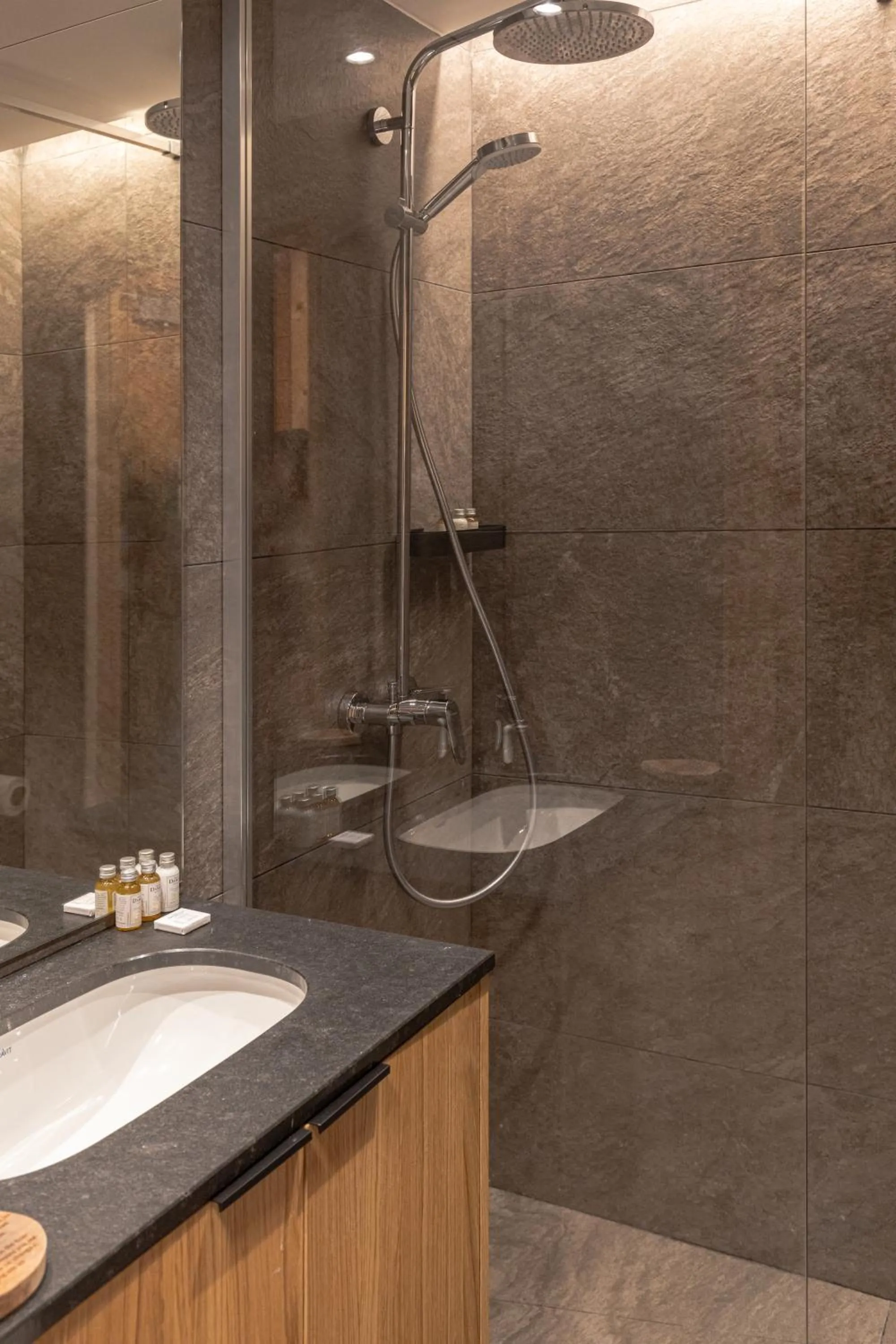 Shower in Le Chalet d'Antoine - Centre de Megève