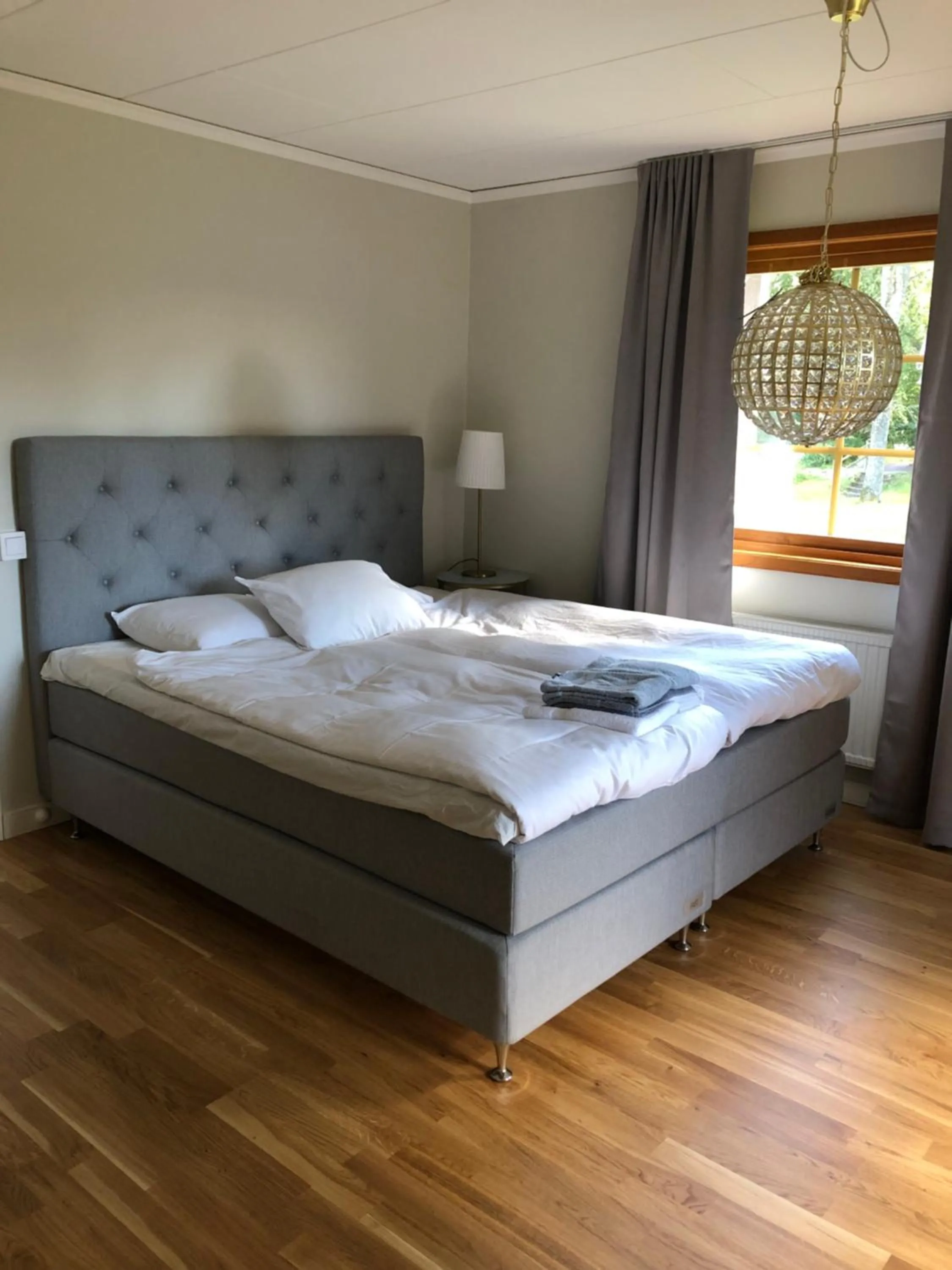 Bed in Bjälbo Gästhus B&B
