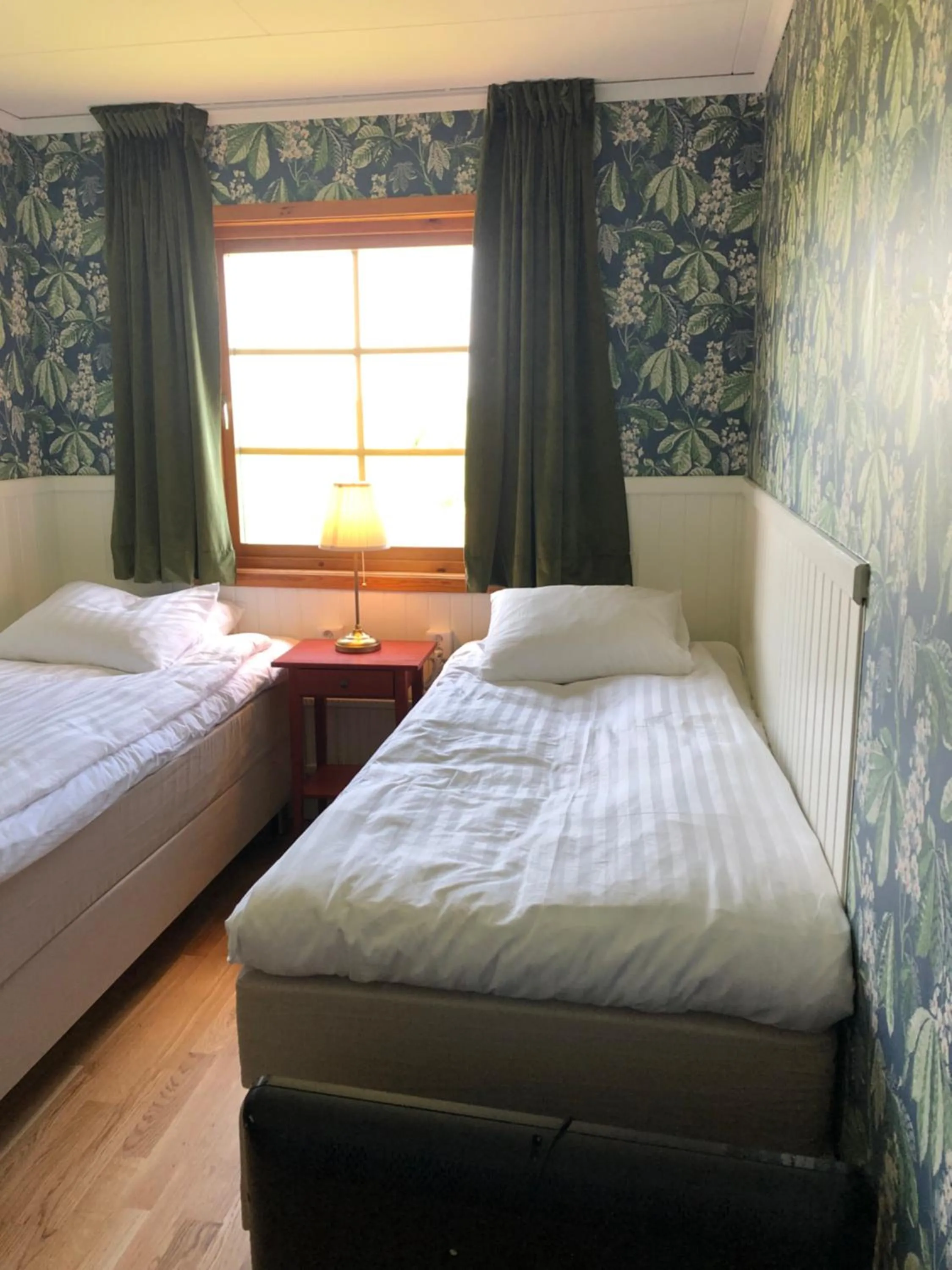 Bed in Bjälbo Gästhus B&B