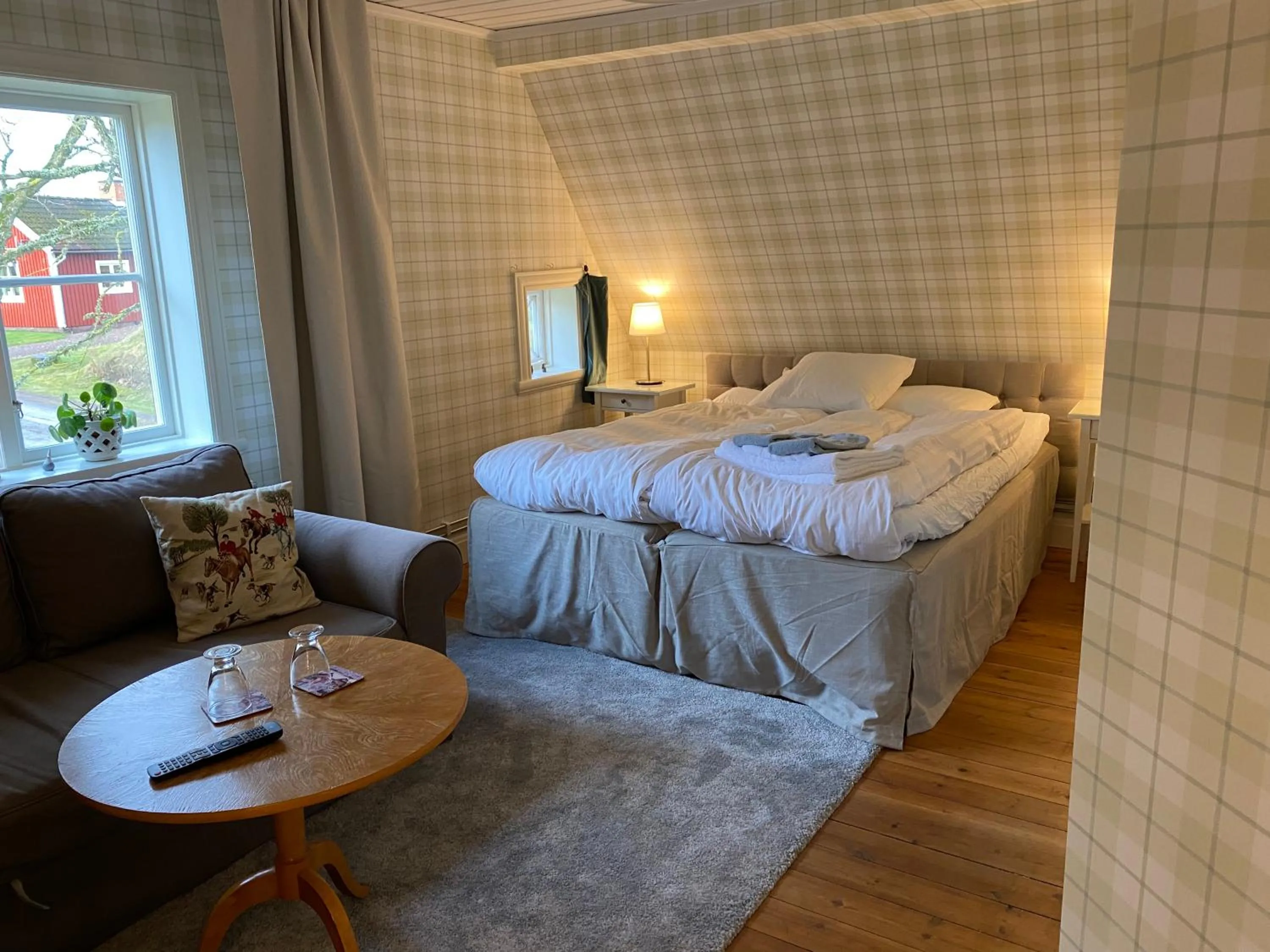 Bed in Bjälbo Gästhus B&B