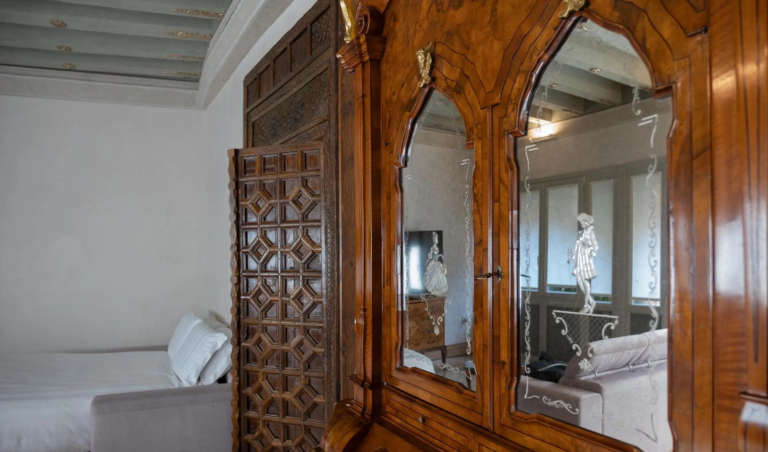 Living room, Bed in Hotel Colombina