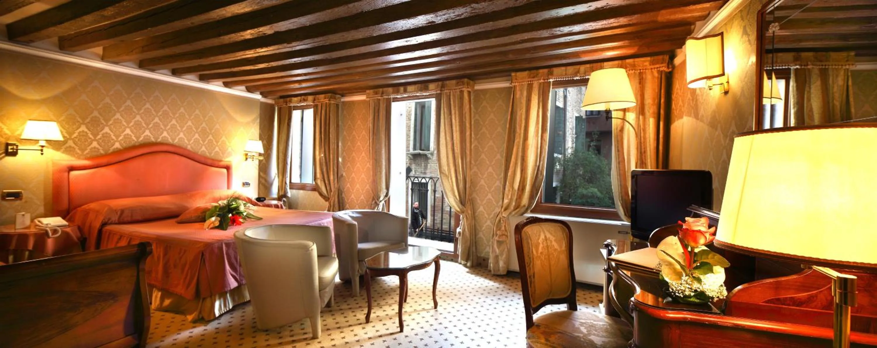 Photo of the whole room, Bed in Hotel Colombina