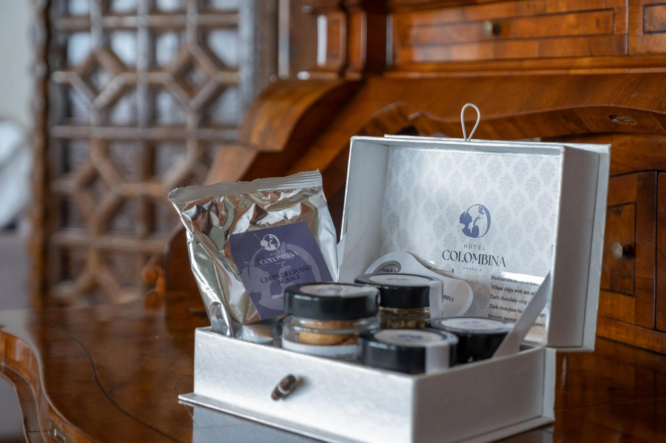 Food and drinks in Hotel Colombina