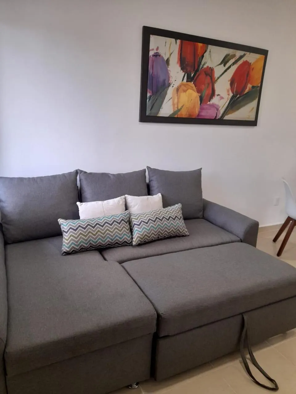 Bed in Fabulous Apartment HOEStel Lucerna!