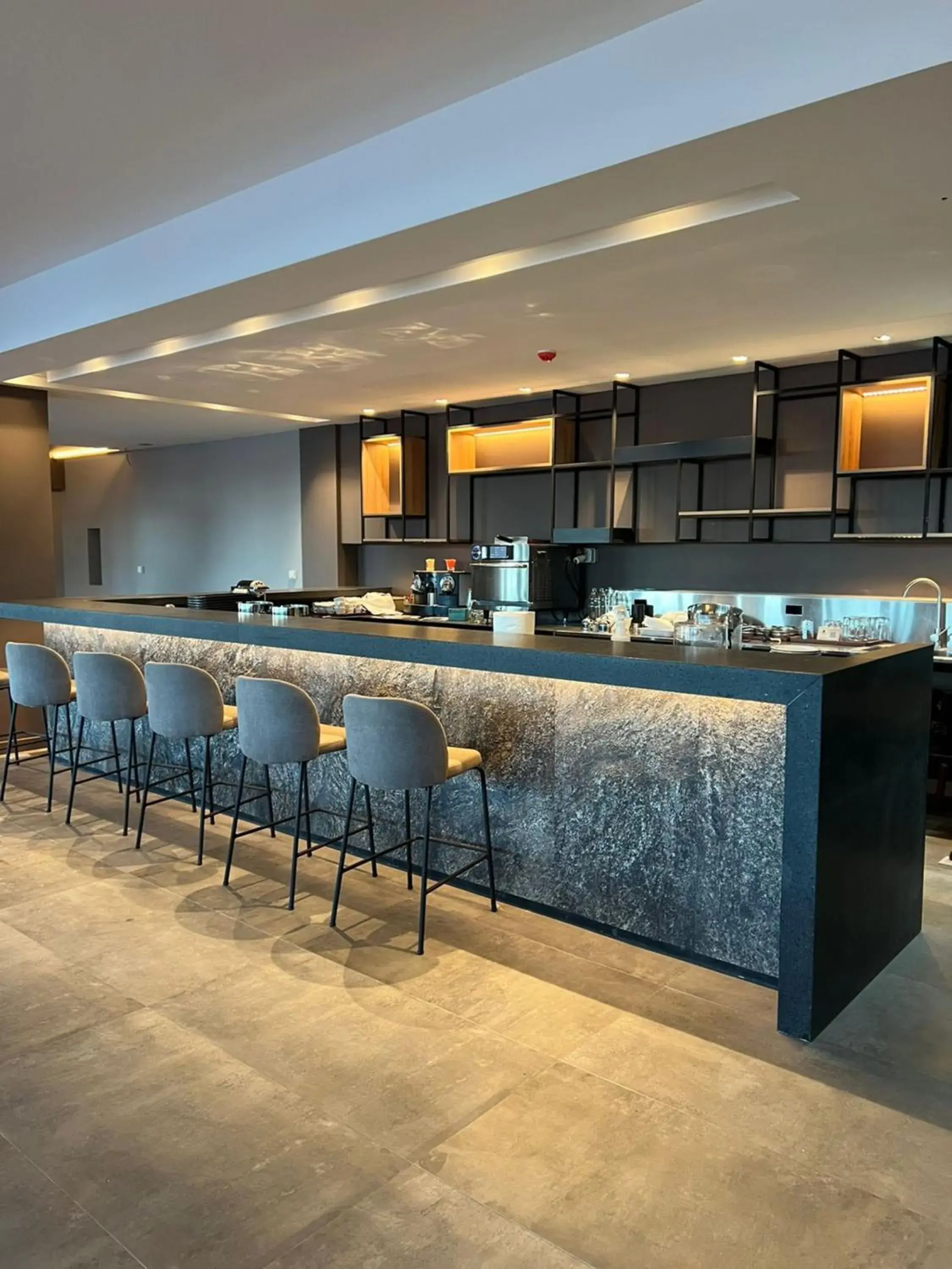 Lounge or bar in Hotel Canal Beagle Lounge or bar in Hotel Canal Beagle