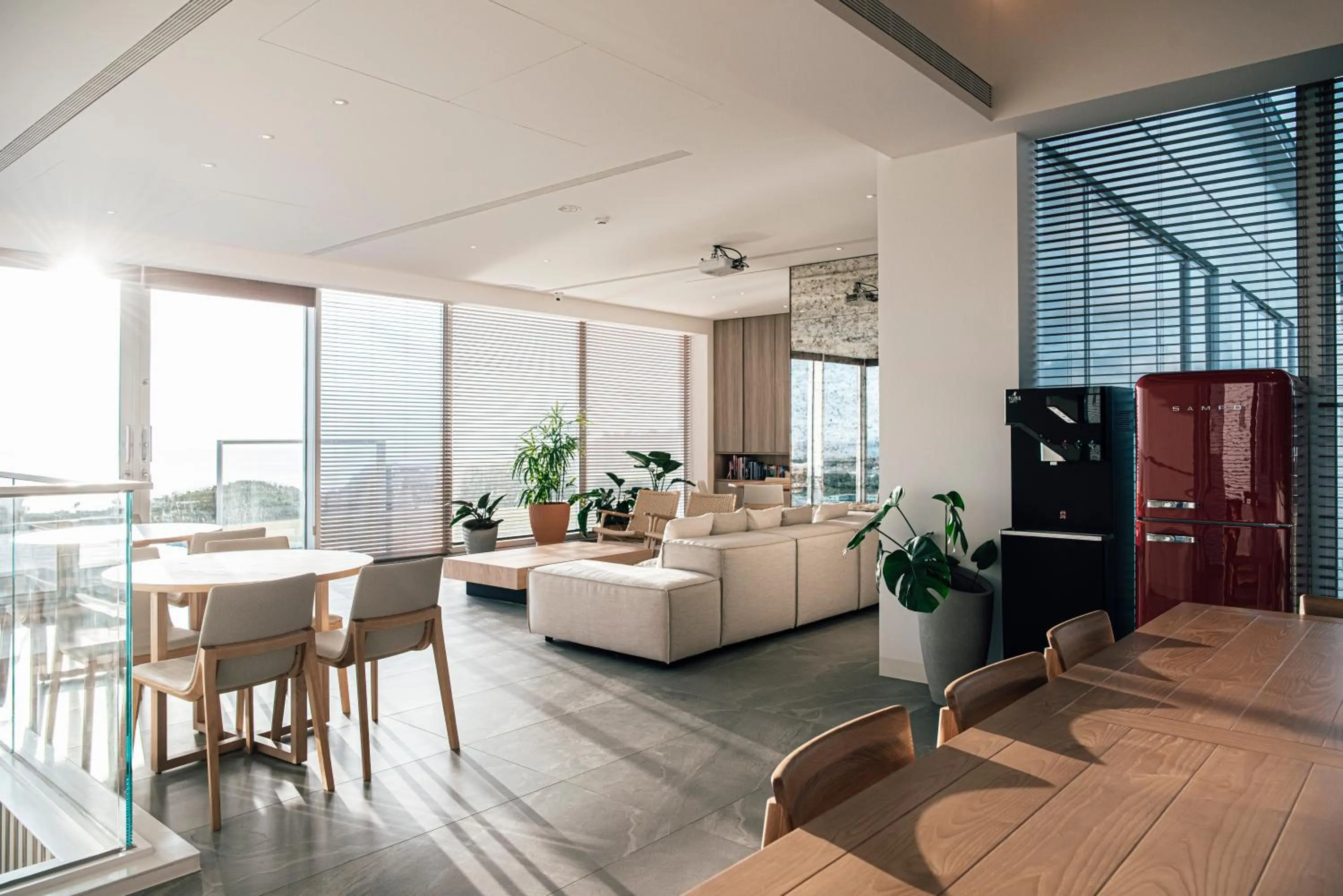 Dining area in Sunlight On the Peninsula