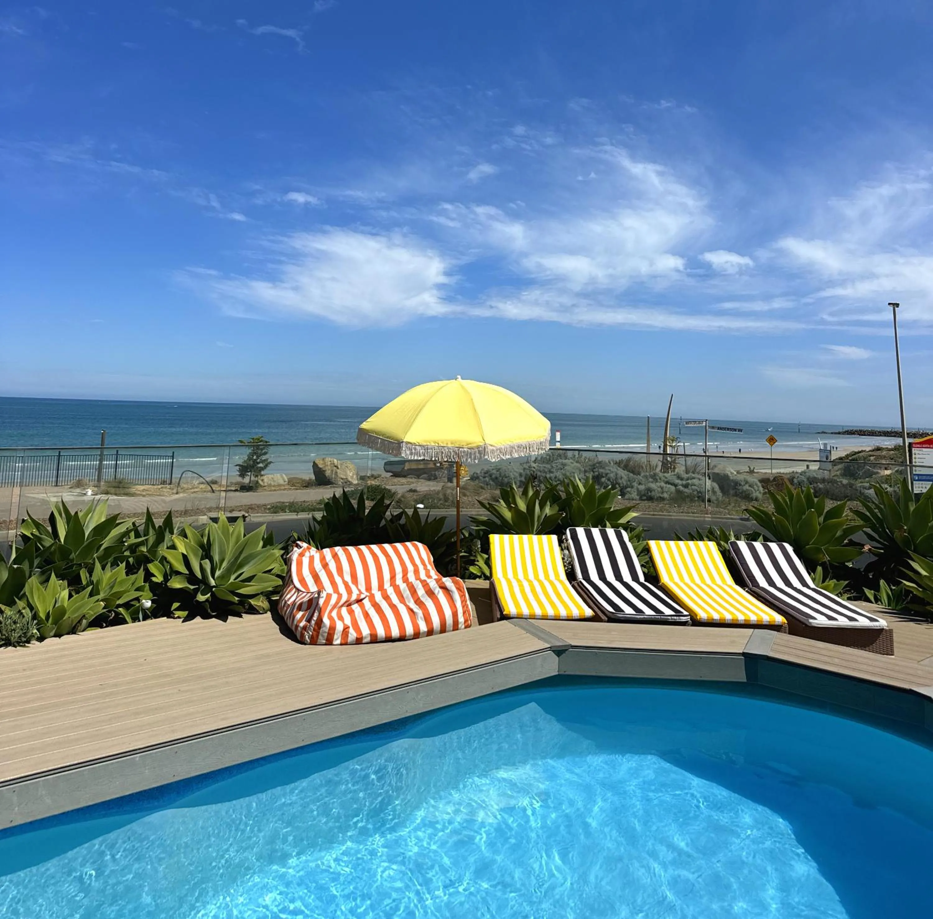 Glenelg Beach House With Private Beachfront Pool
