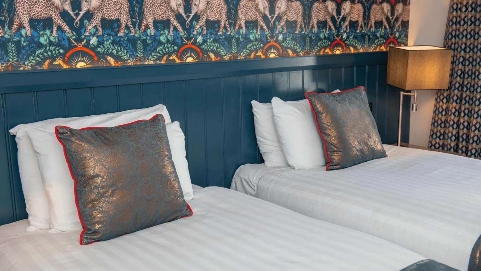 Bedroom, Bed in Crown Quarter