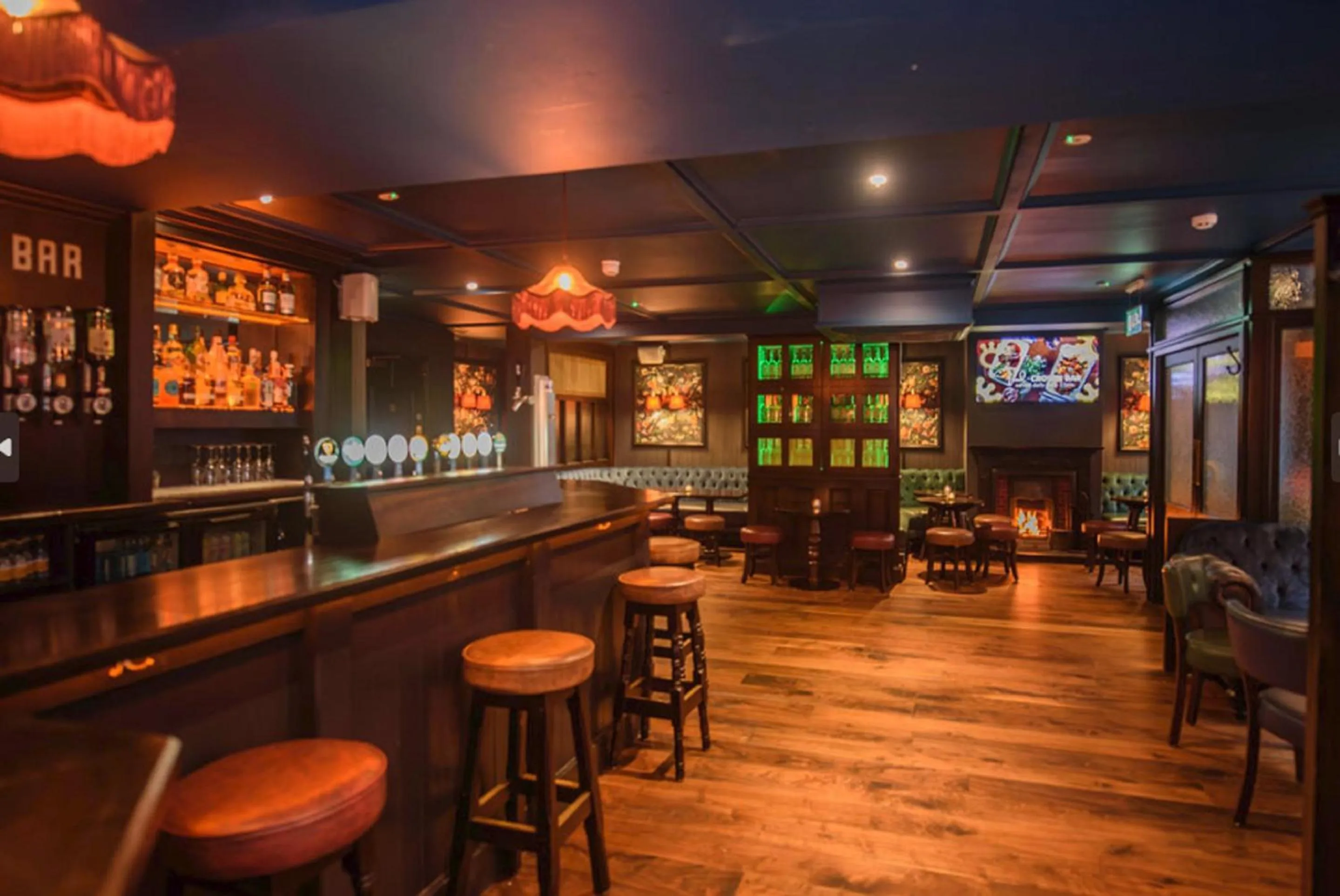 Lounge or bar in Crown Quarter