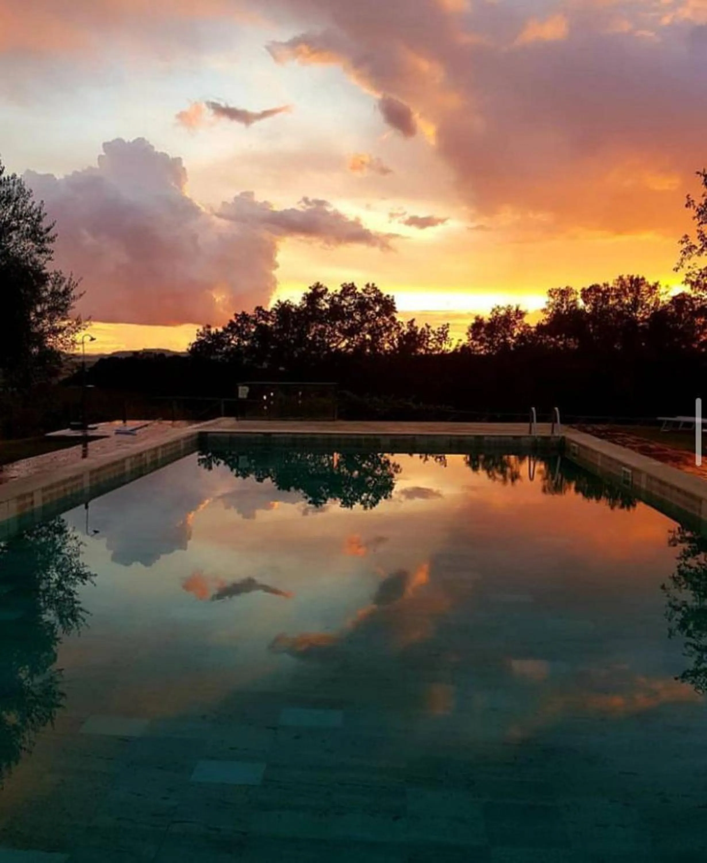 Swimming pool in Relais CastelBigozzi