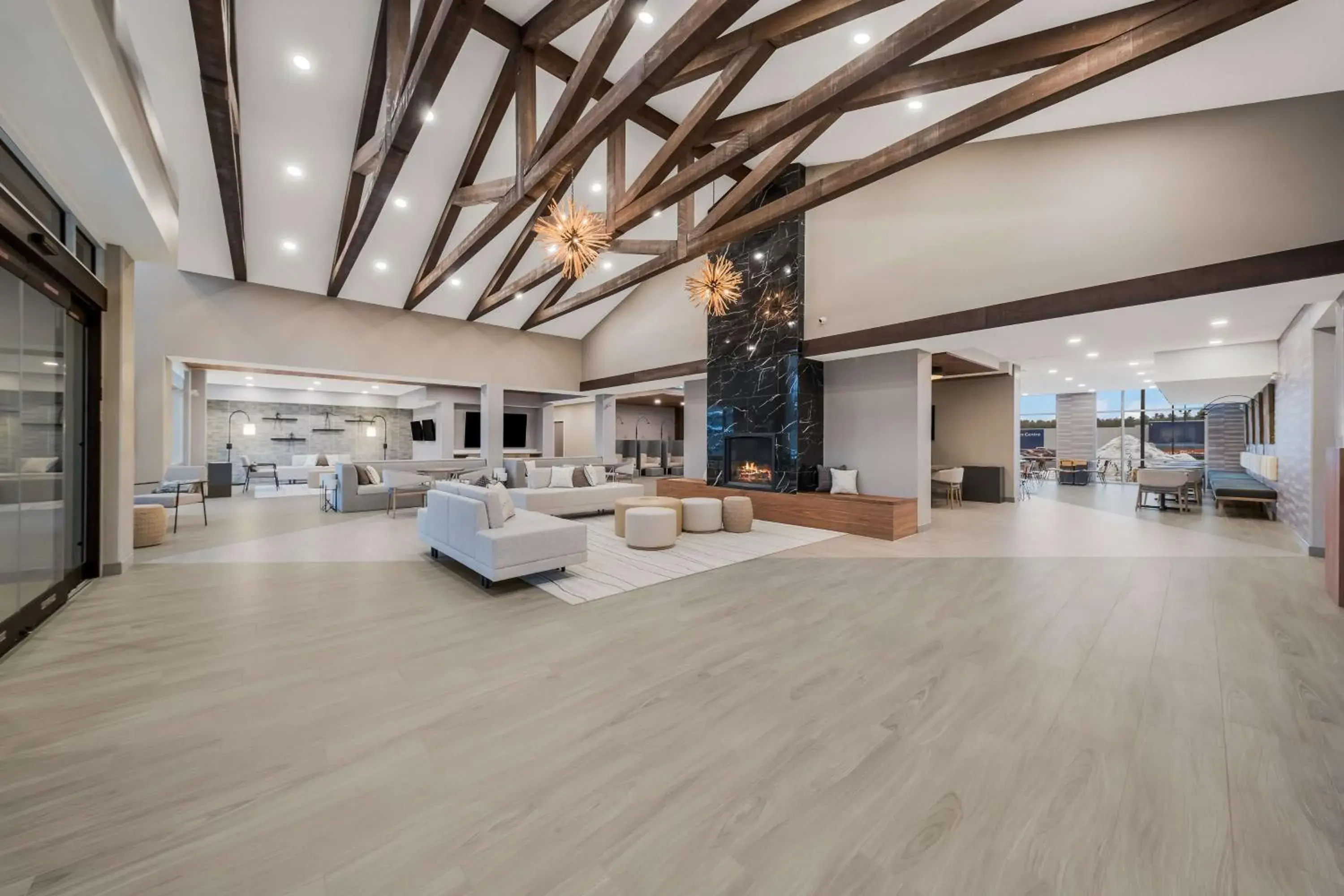 Lobby or reception in Best Western Plus Parry Sound Lobby or reception in Best Western Plus Parry Sound