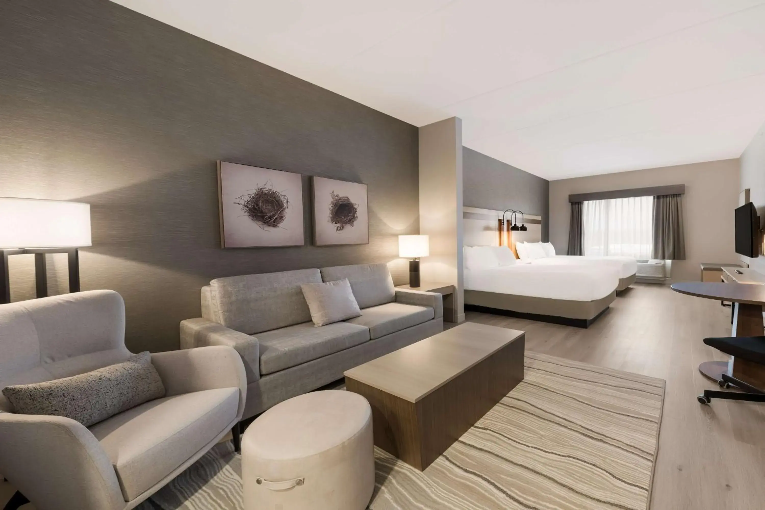 Queen Suite with Two Queen Beds in Best Western Plus Parry Sound Queen Suite with Two Queen Beds in Best Western Plus Parry Sound