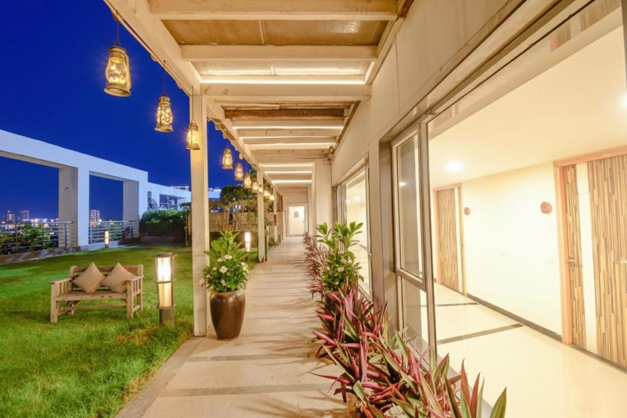 Lobby or reception in FabHotel Indeedcare Hotel & Resorts - Nr Kolkata Airport