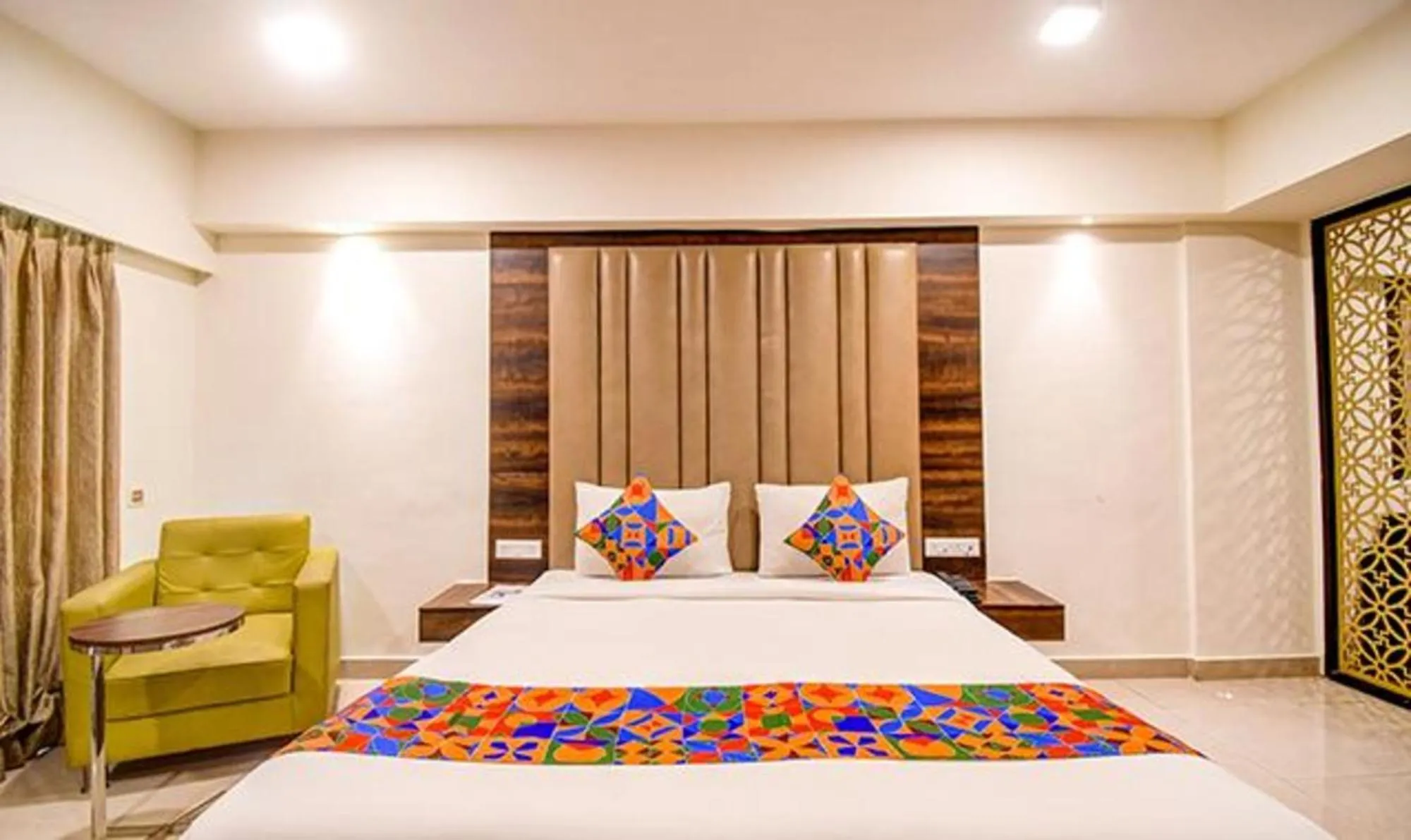 Bed in FabHotel Indeedcare Hotel & Resorts - Nr Kolkata Airport