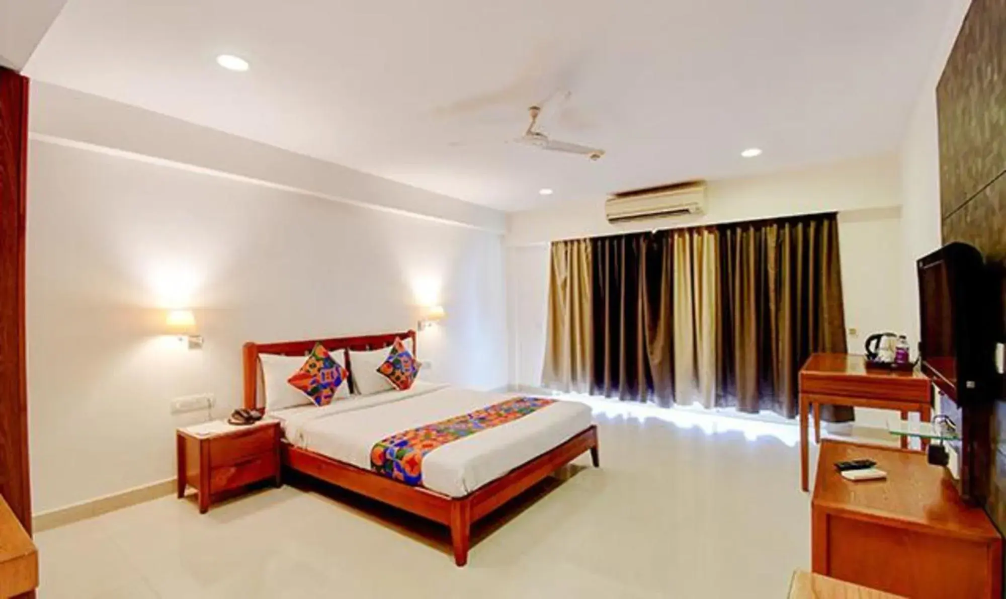 Bed in FabHotel Indeedcare Hotel & Resorts - Nr Kolkata Airport Bed in FabHotel Indeedcare Hotel & Resorts - Nr Kolkata Airport