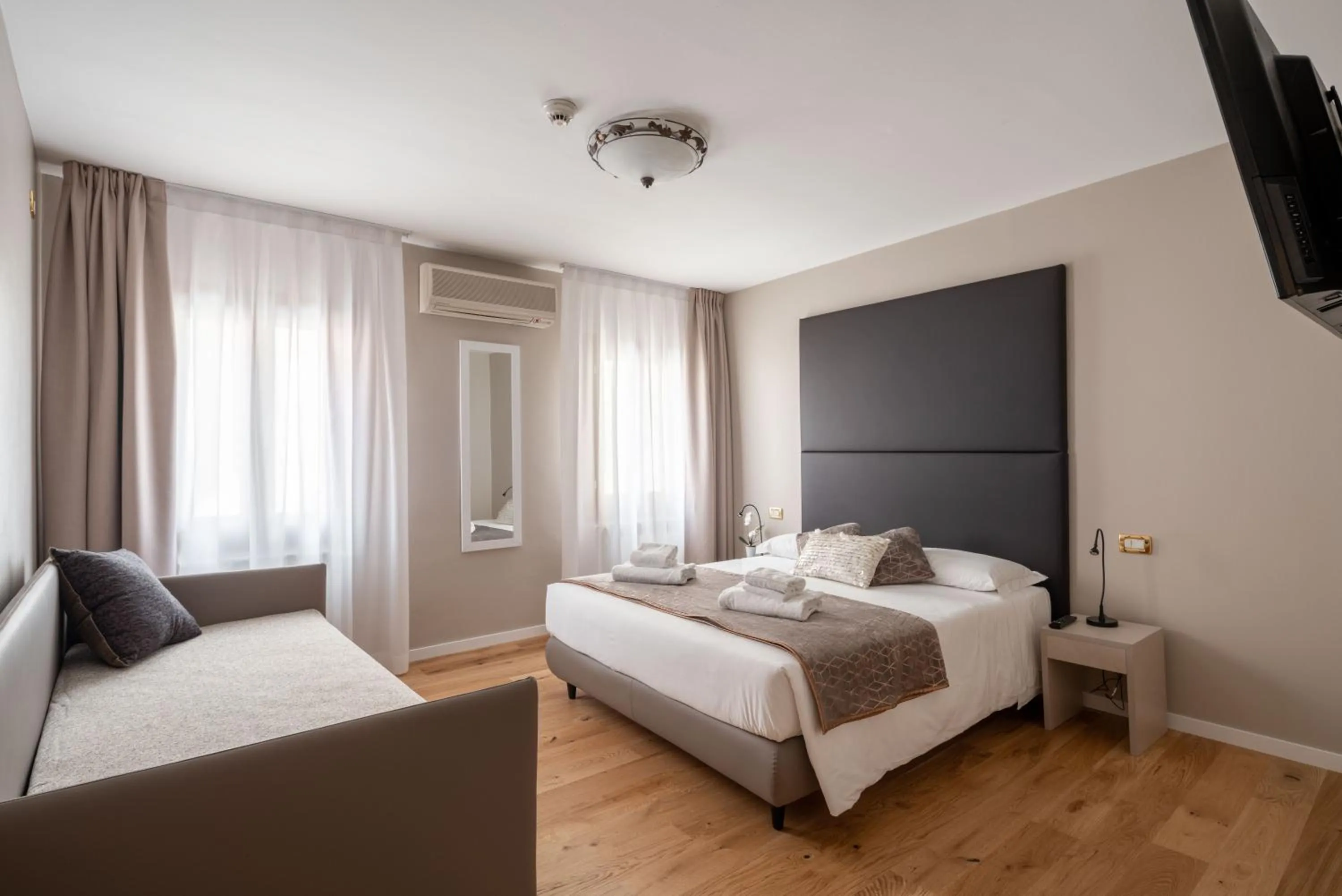 Bedroom, Bed in Locanda Herion