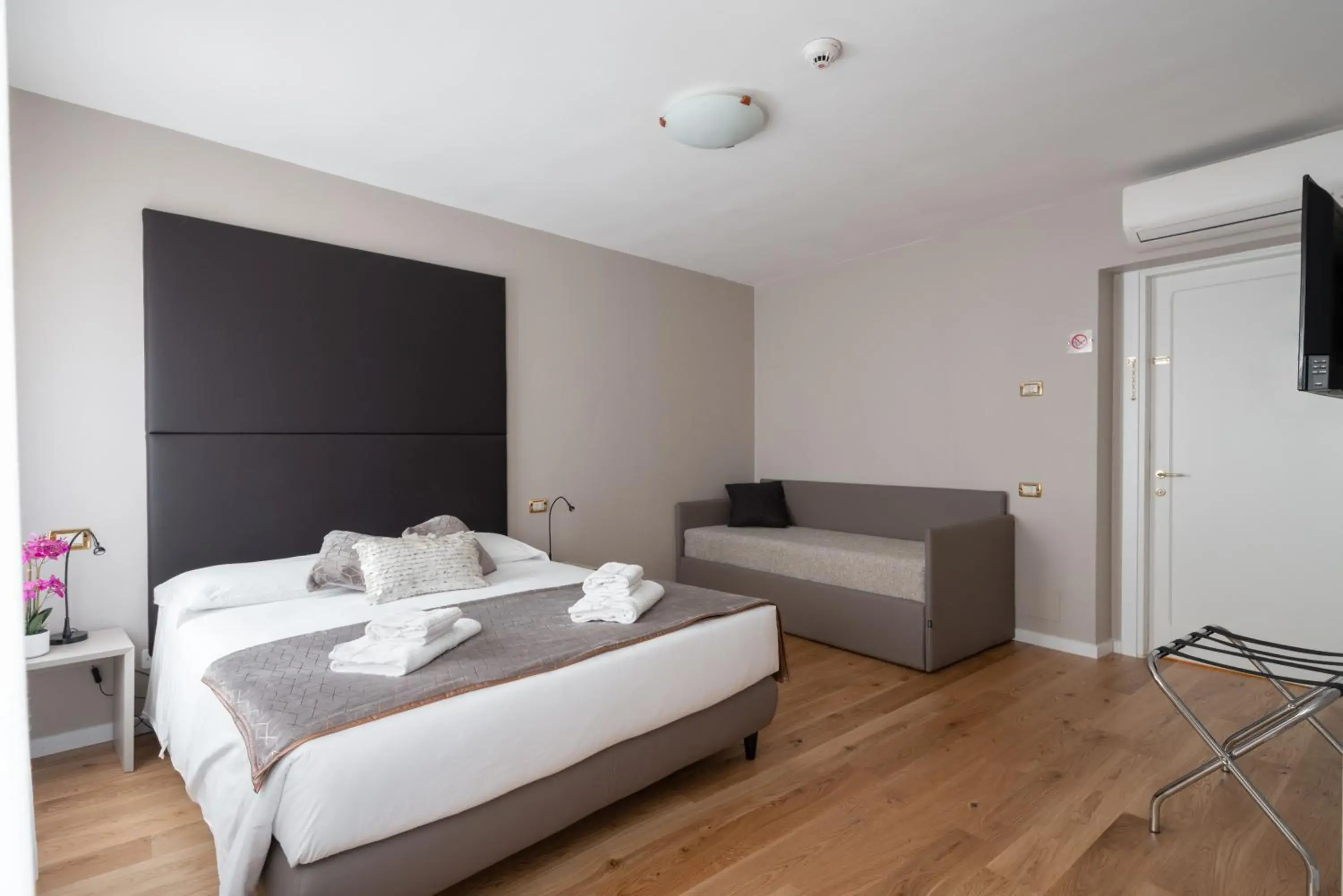 Luxury Triple Room in Locanda Herion Luxury Triple Room in Locanda Herion