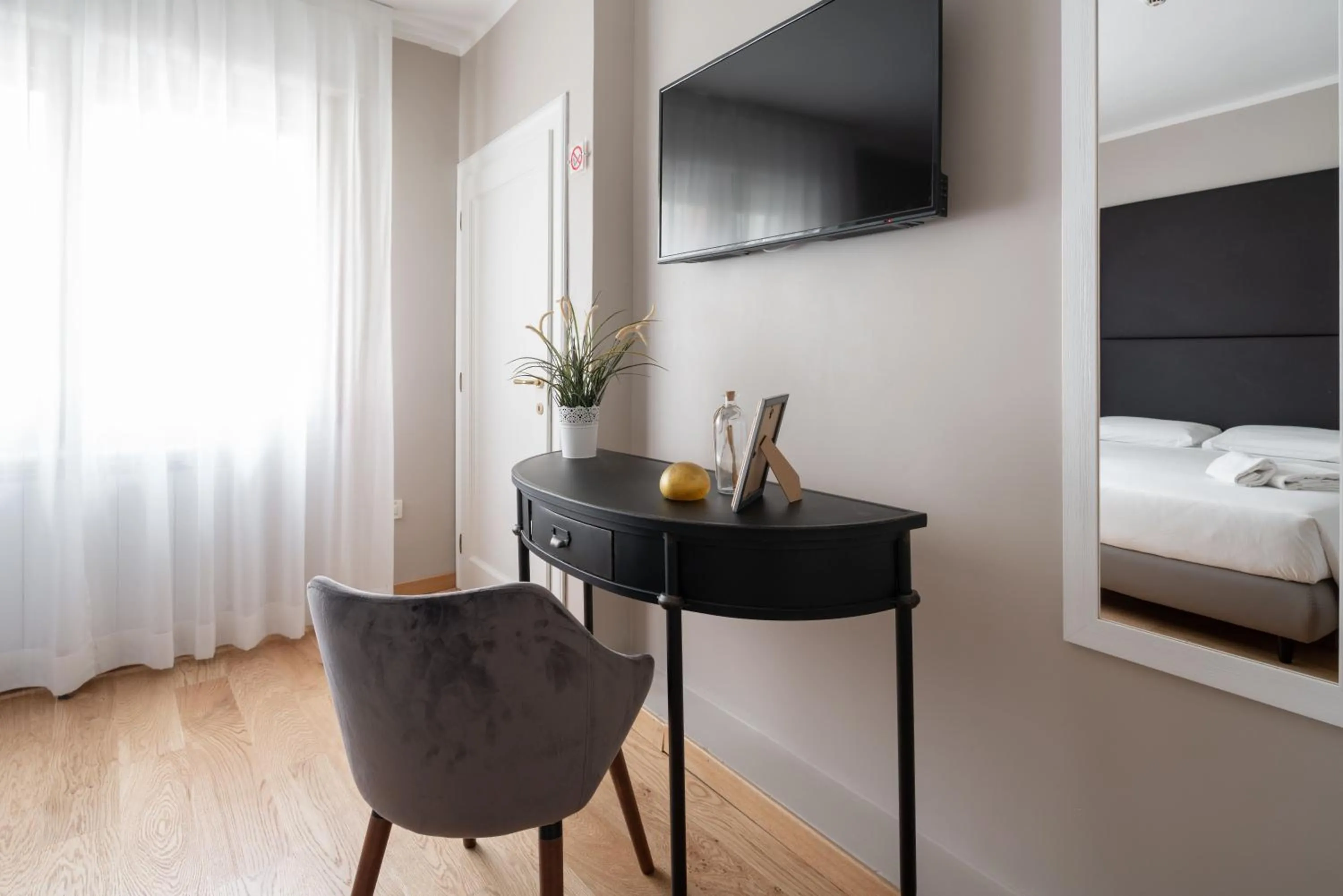 TV and multimedia, Bed in Locanda Herion