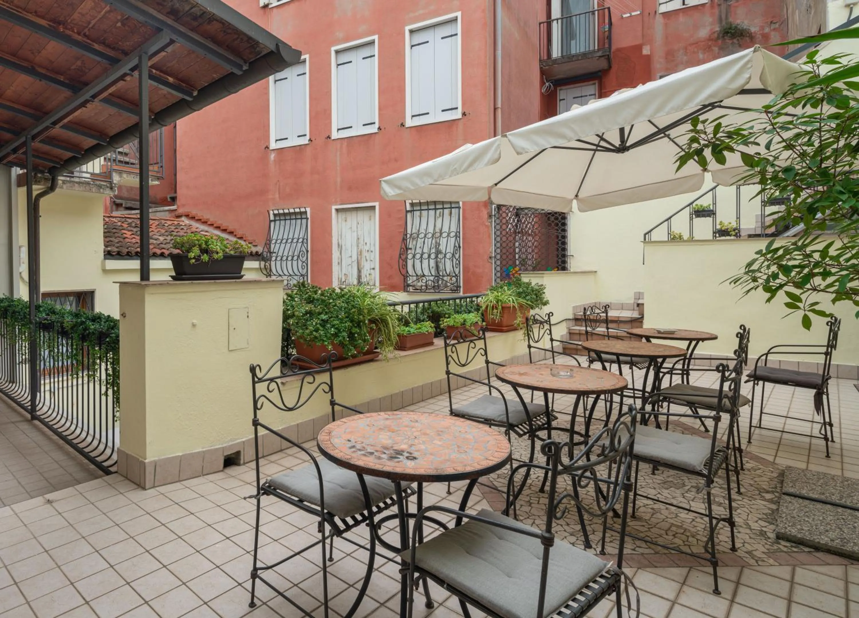 Balcony/Terrace in Locanda Herion
