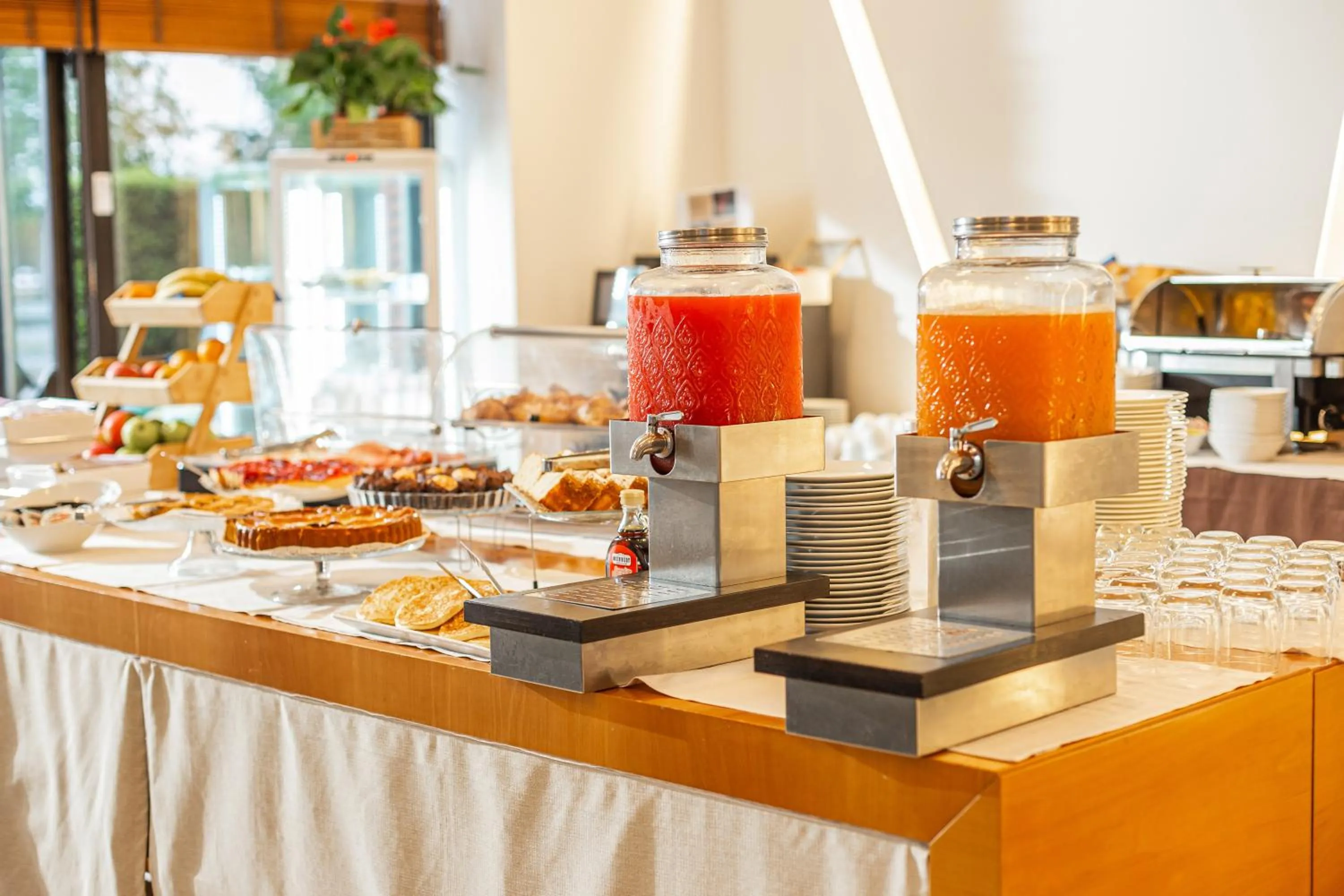 Breakfast in NEW IPOINT HOTEL