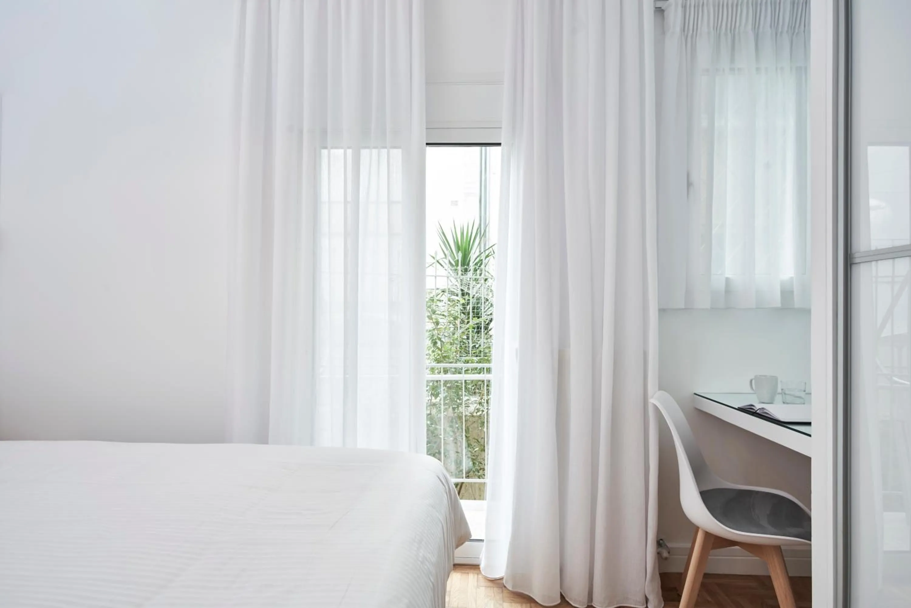 Bedroom, Bed in Elite Living 2bd Apt next to Hilton-Ilisia Park
