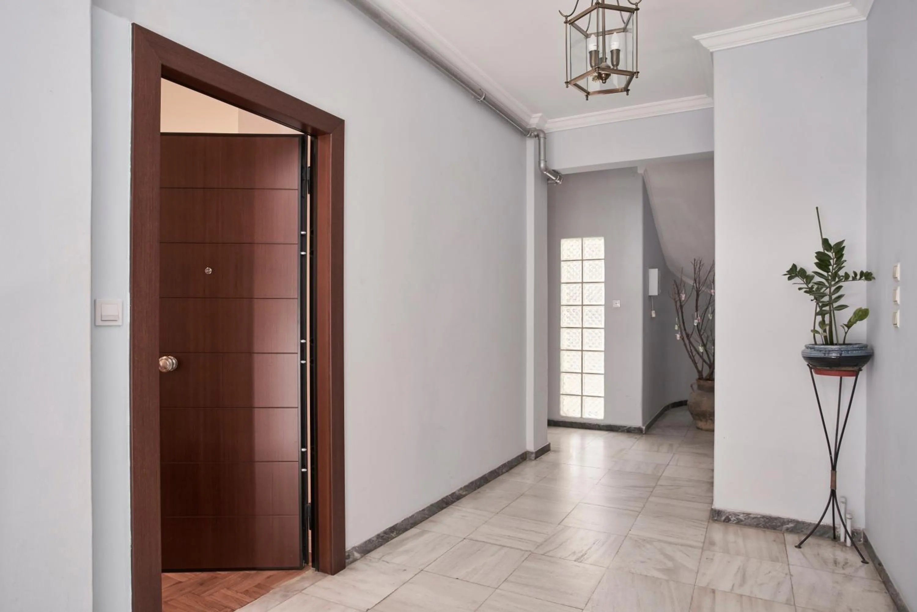 Facade/entrance in Elite Living 2bd Apt next to Hilton-Ilisia Park