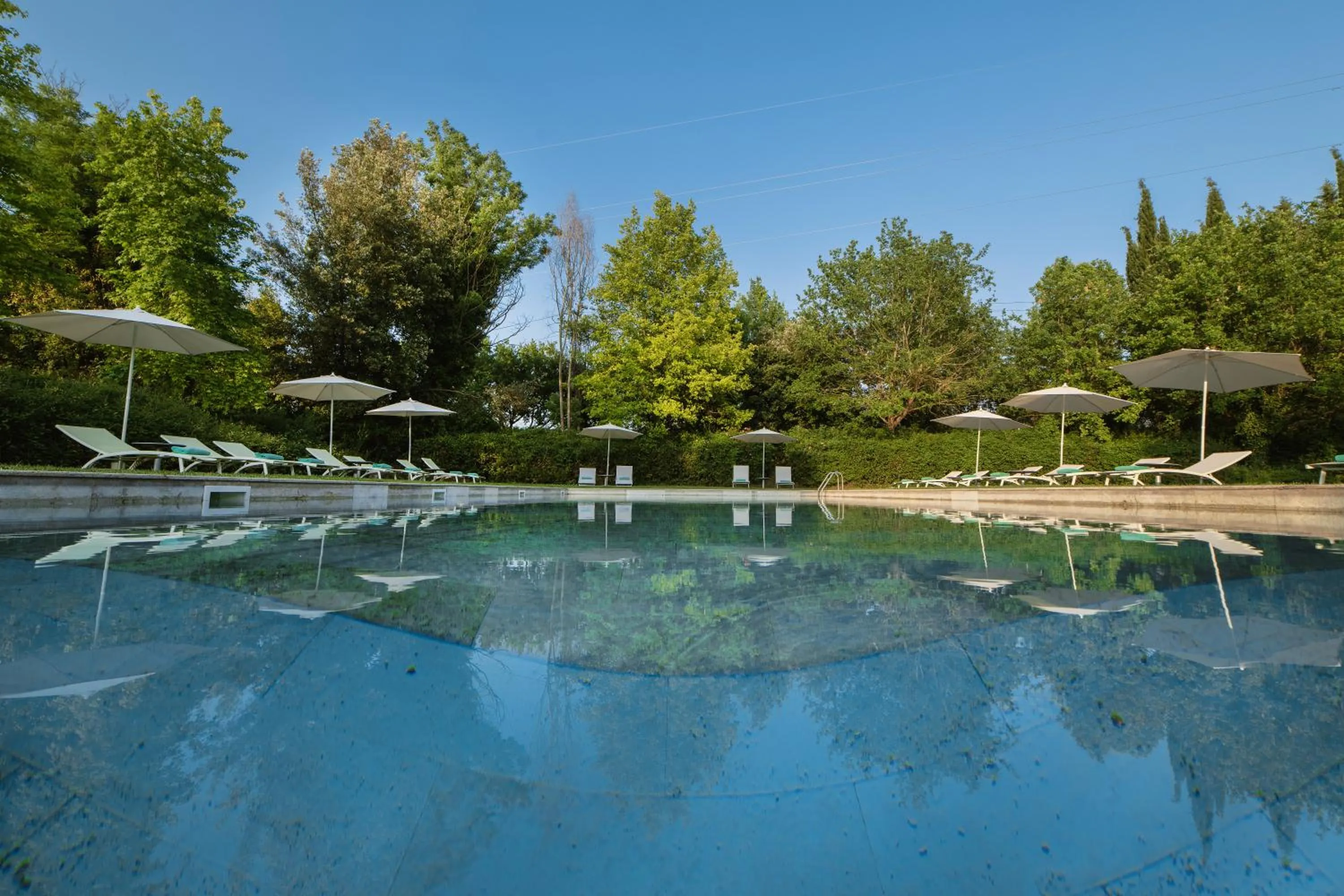 Swimming pool in Relais Della Rovere