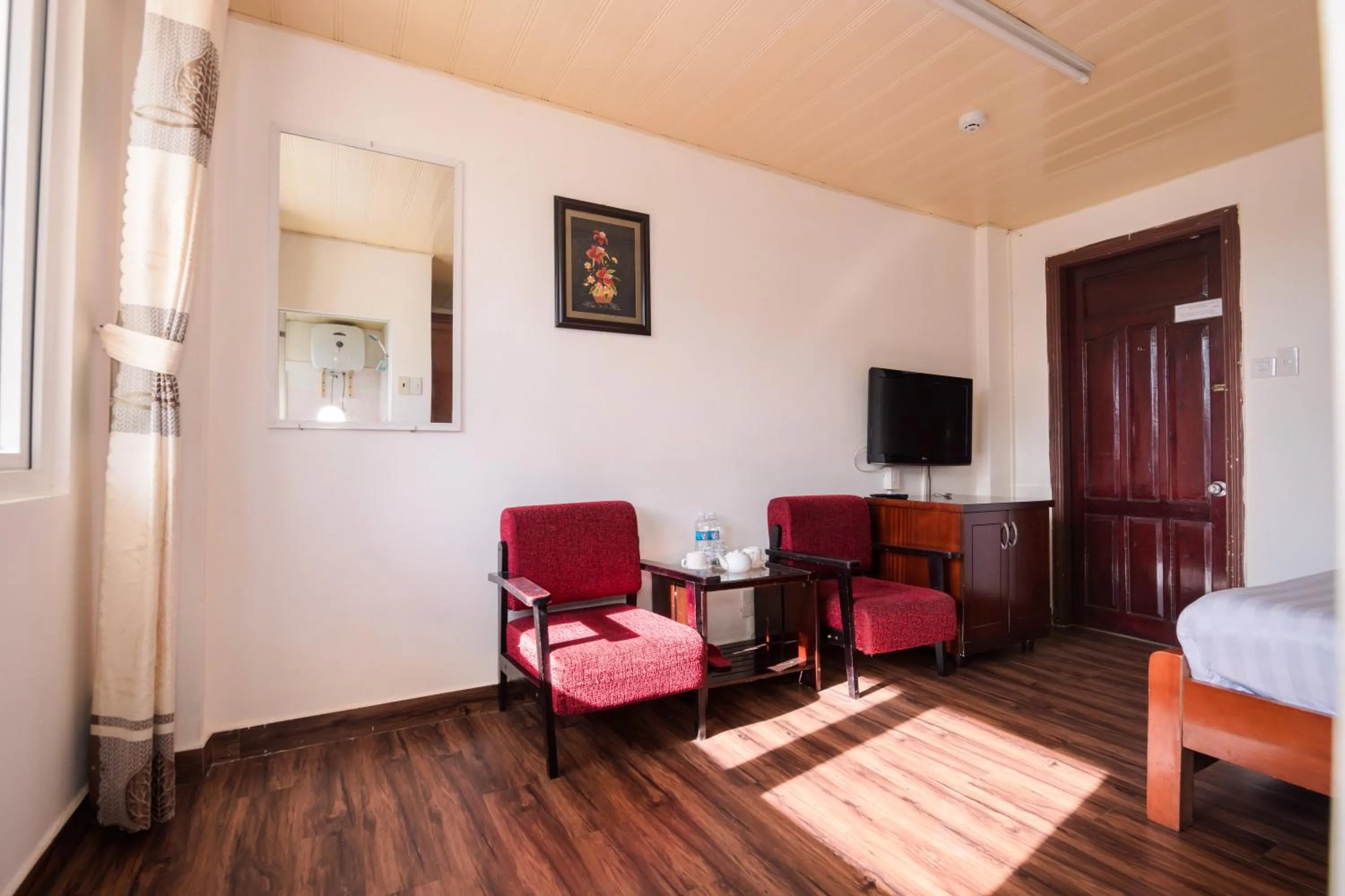Bedroom, Bed in ANH ĐÀO HOTEL