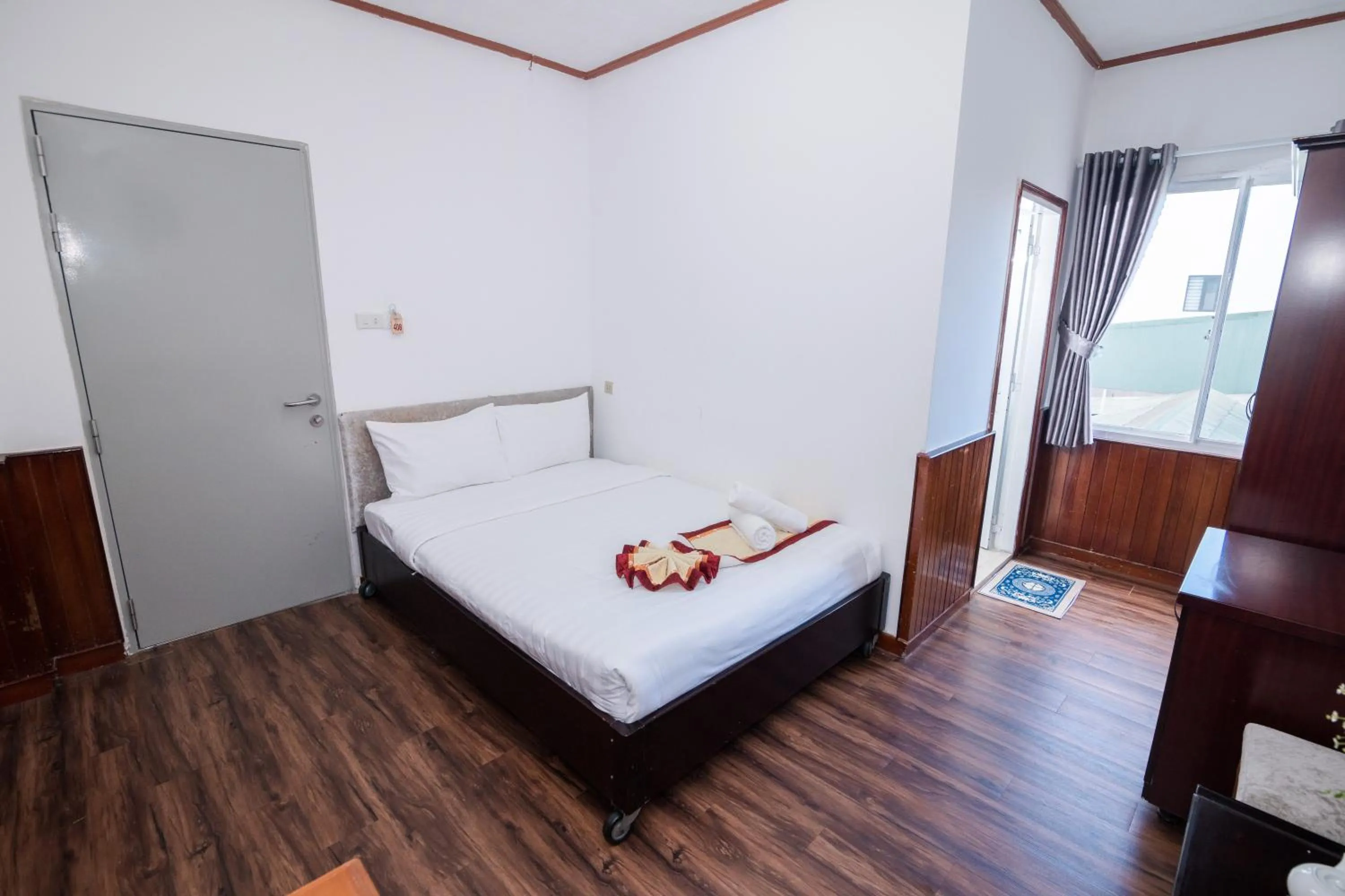 Bedroom, Bed in ANH ĐÀO HOTEL