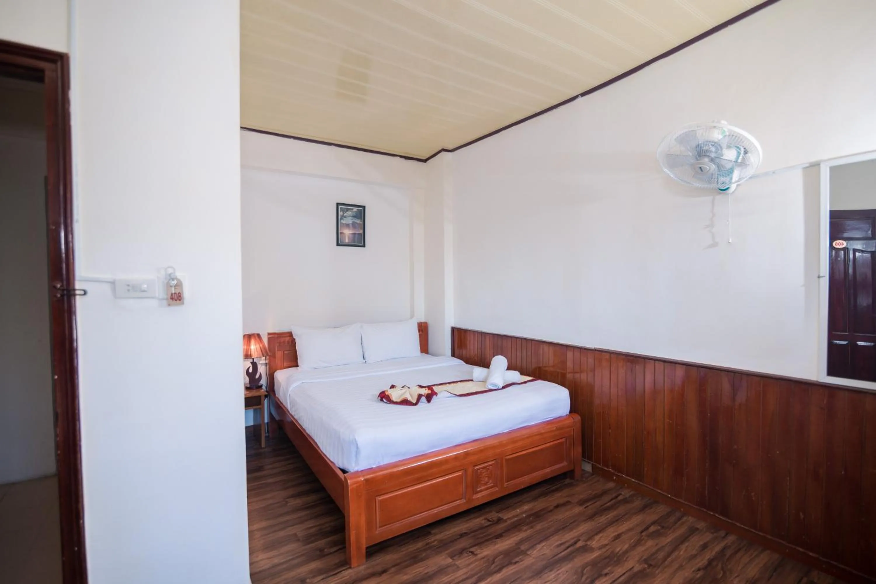 Bedroom, Bed in ANH ĐÀO HOTEL