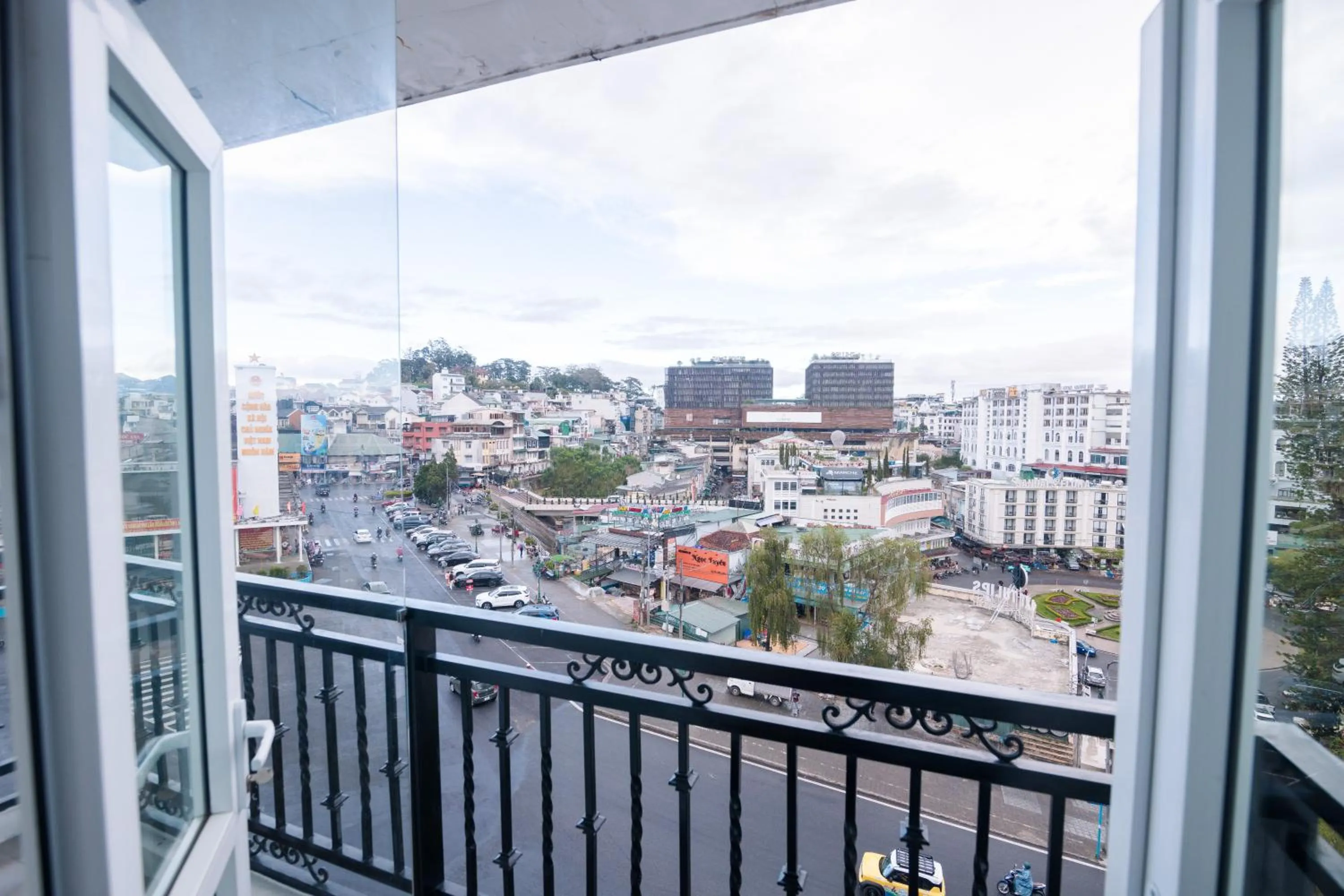 Balcony/Terrace in ANH ĐÀO HOTEL