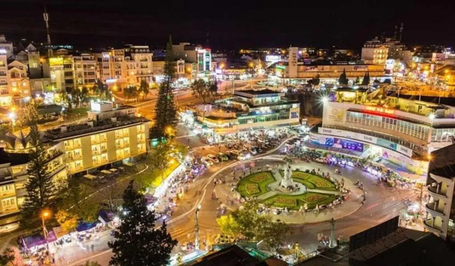 View (from property/room) in ANH ĐÀO HOTEL View (from property/room) in ANH ĐÀO HOTEL