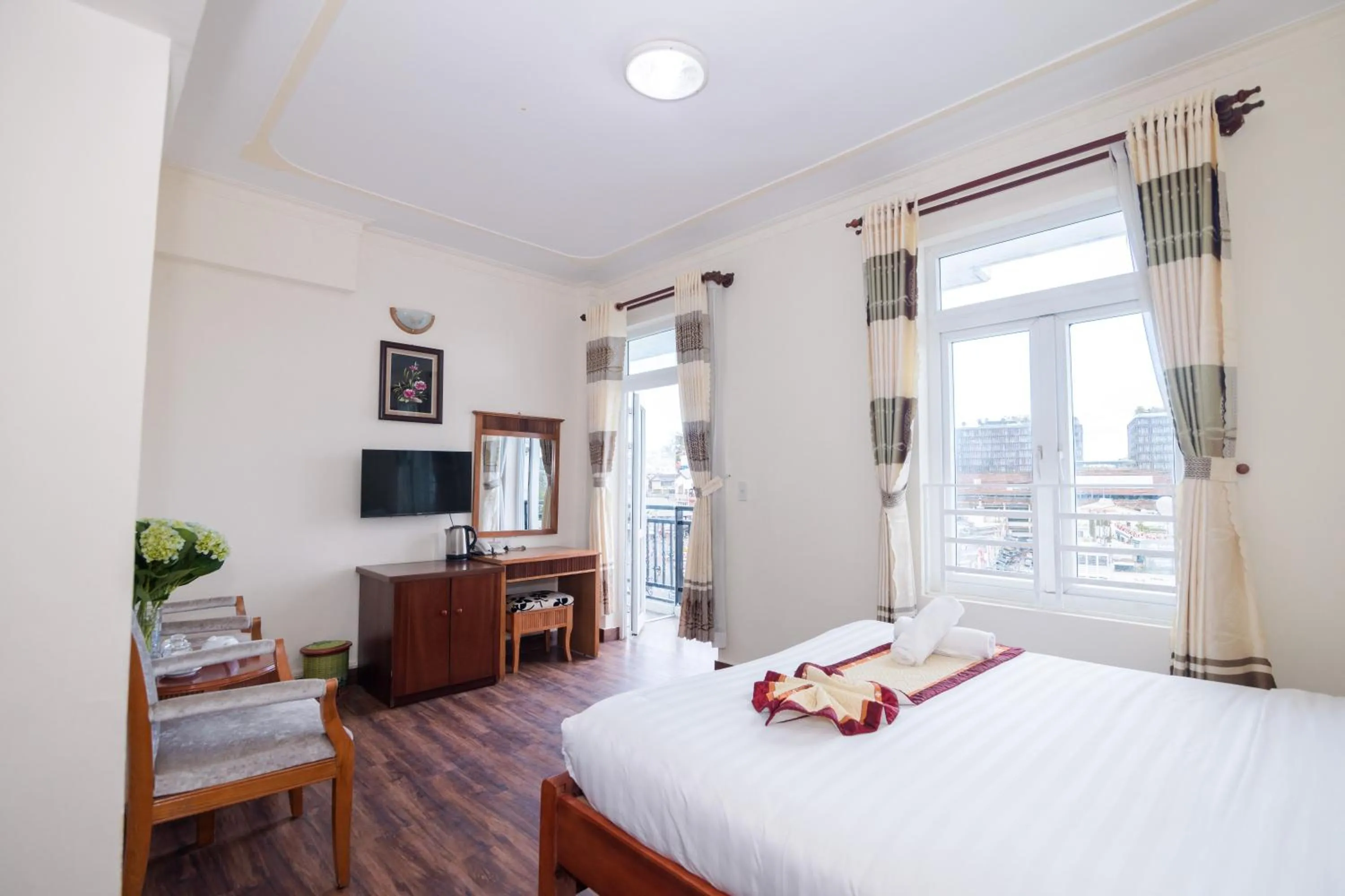 Photo of the whole room, Bed in ANH ĐÀO HOTEL