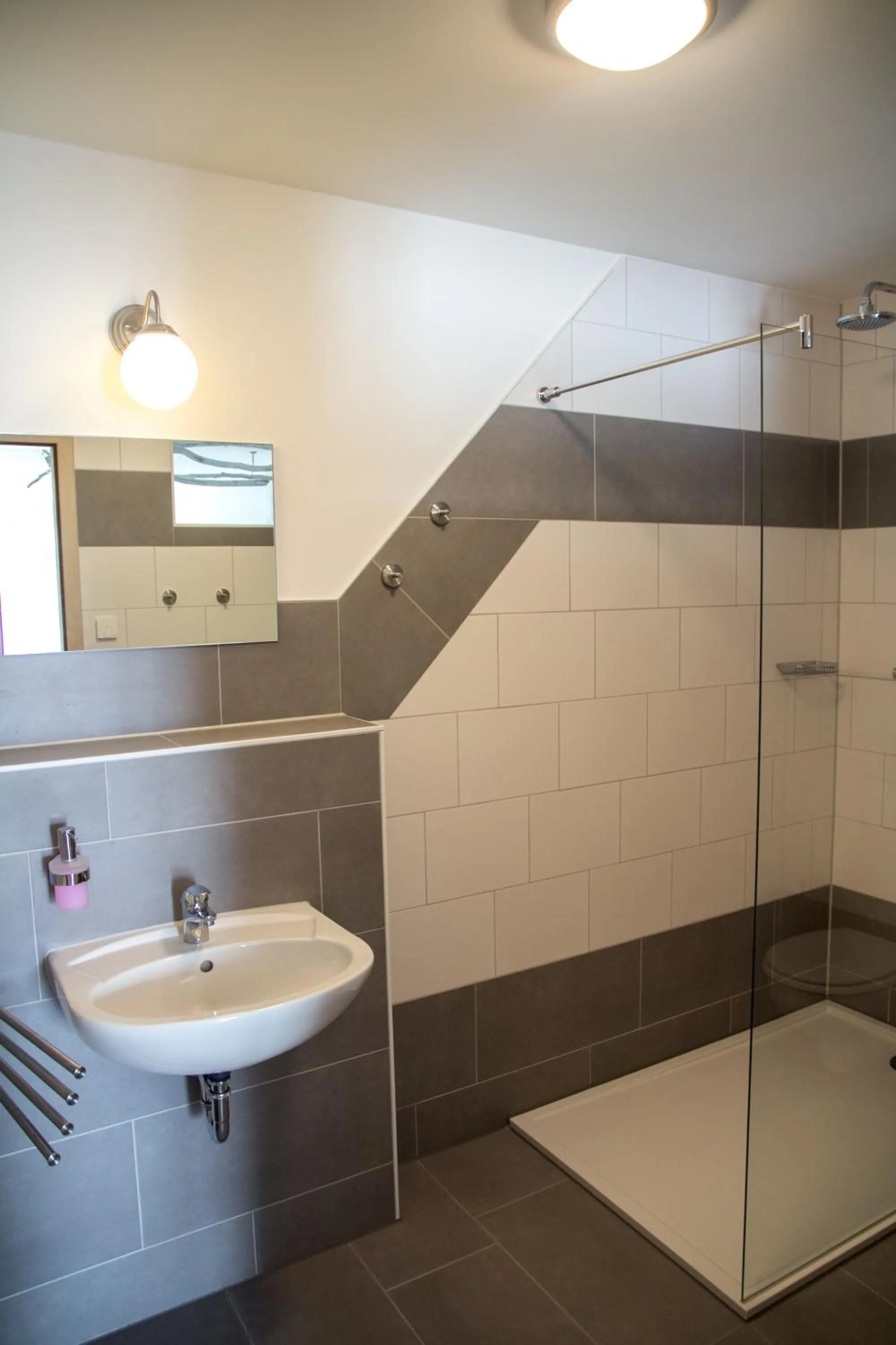 Shower in Villa-Meehr