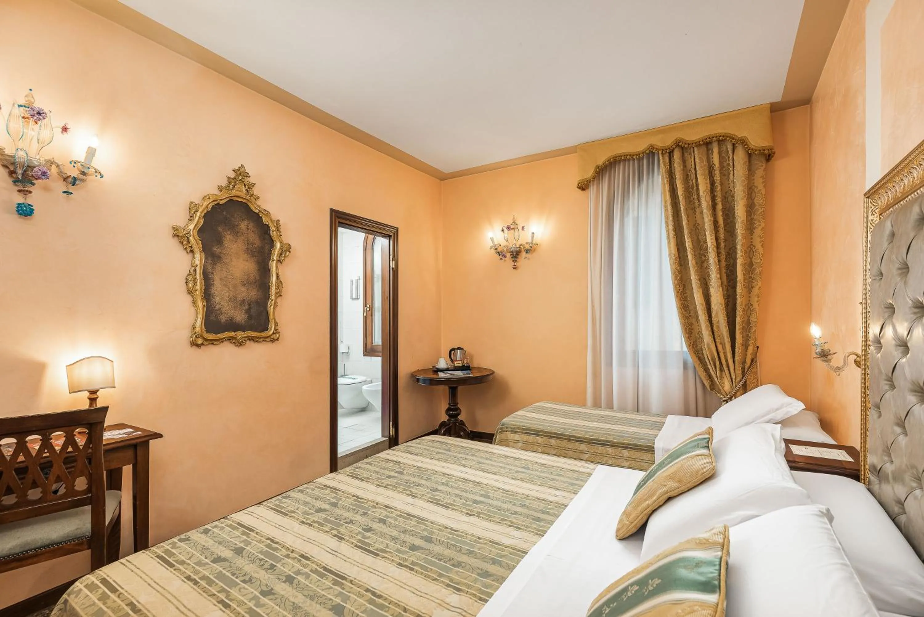 Bed in Hotel Marconi