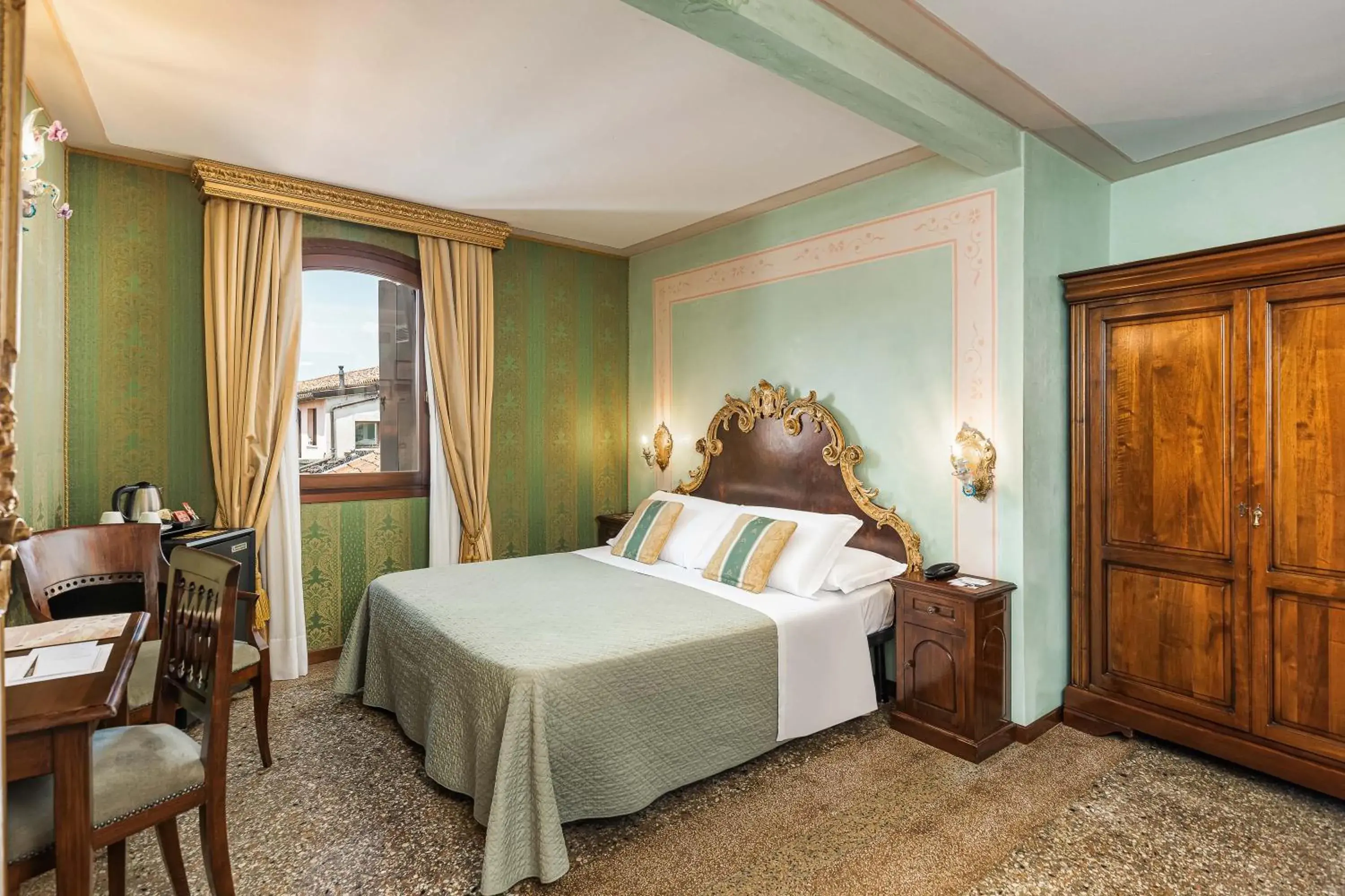 Bed in Hotel Marconi Bed in Hotel Marconi