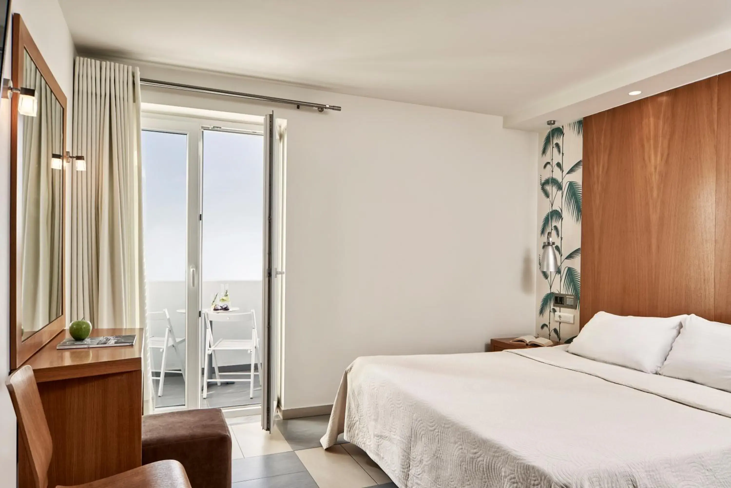 Bedroom, Bed in Oxygen Favie Bedroom, Bed in Oxygen Favie