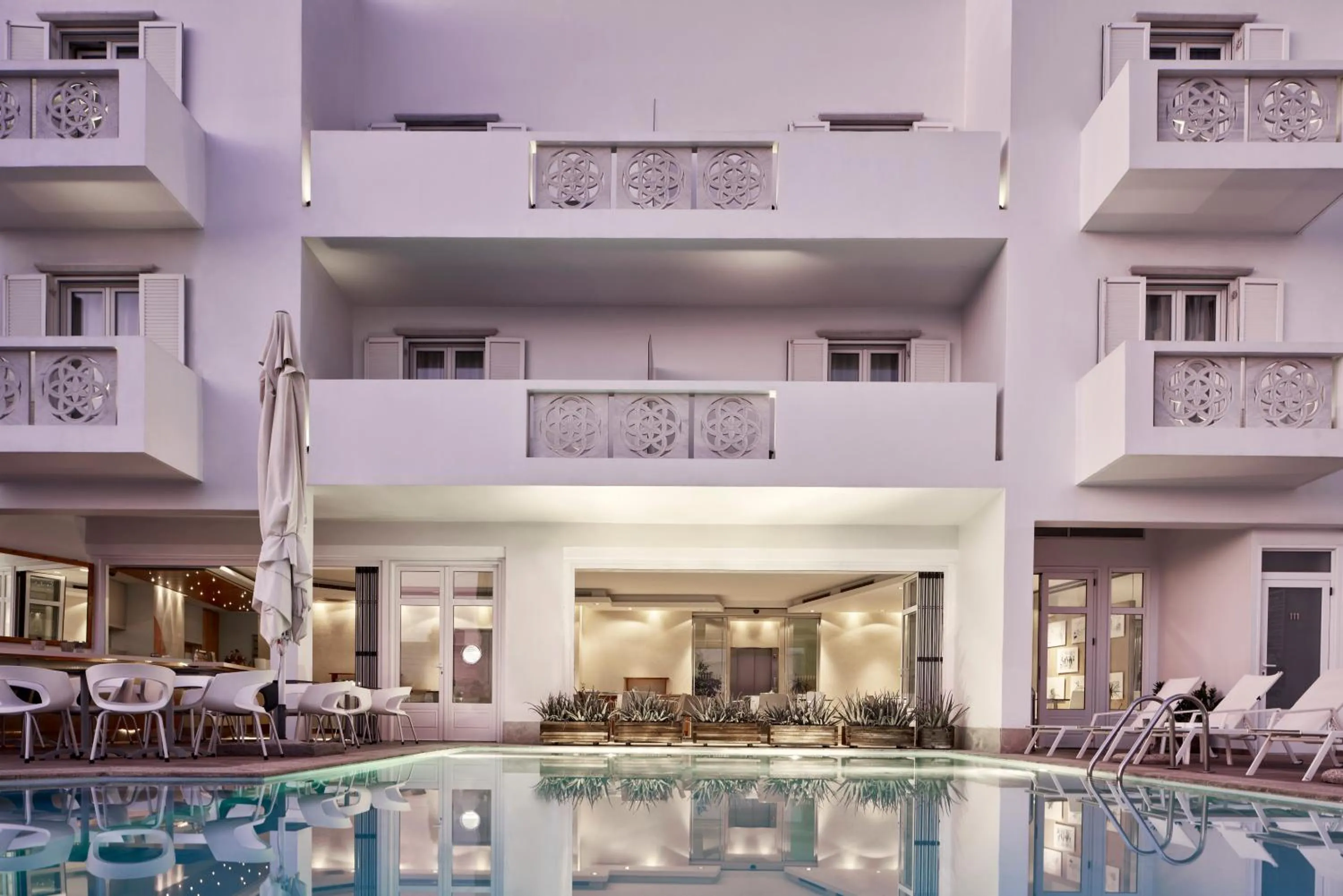 Facade/entrance in Oxygen Favie