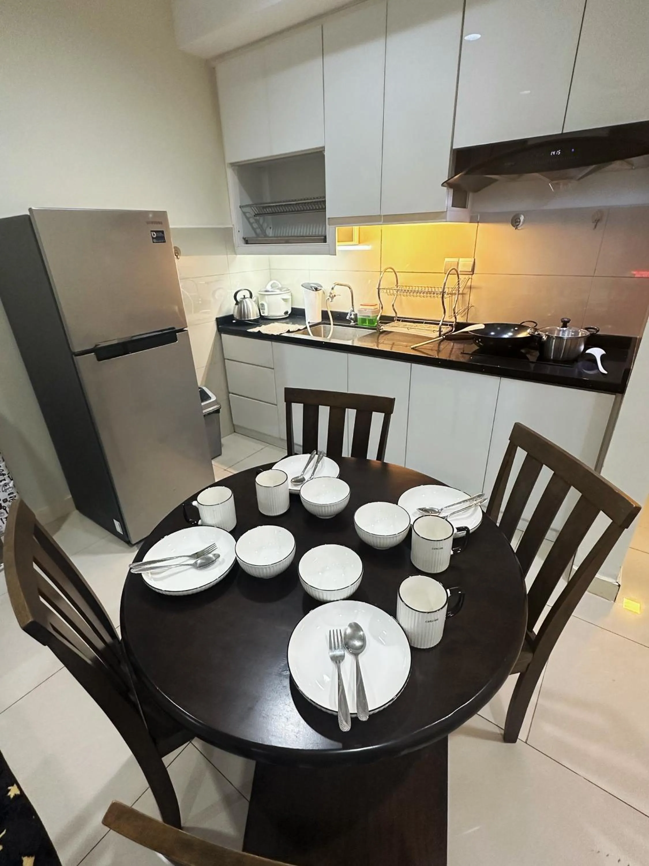 Dining area in Mari Mari Homestay - IMAGO THE LOFT