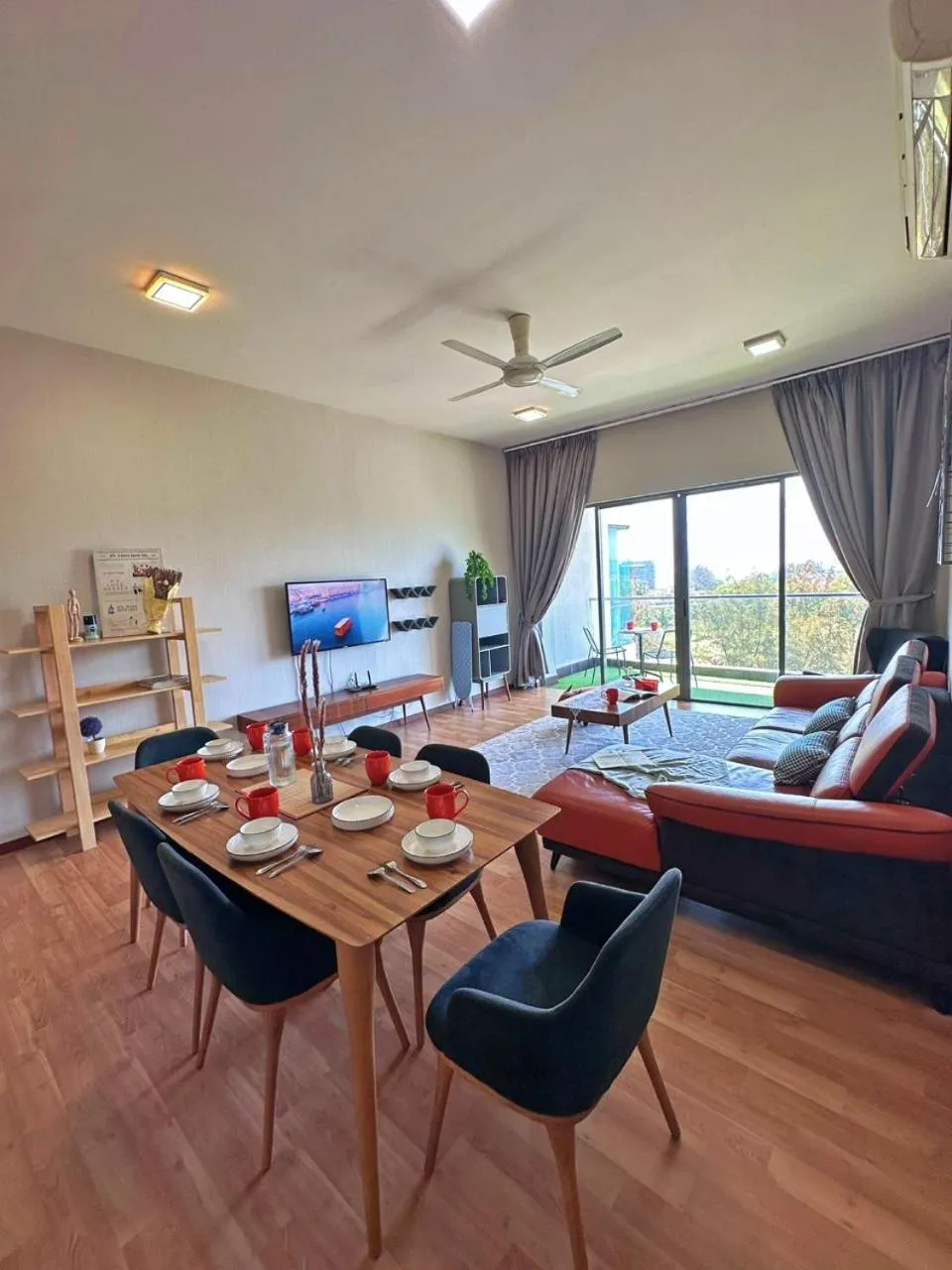 Communal lounge/ TV room, Bed in Mari Mari Homestay - IMAGO THE LOFT