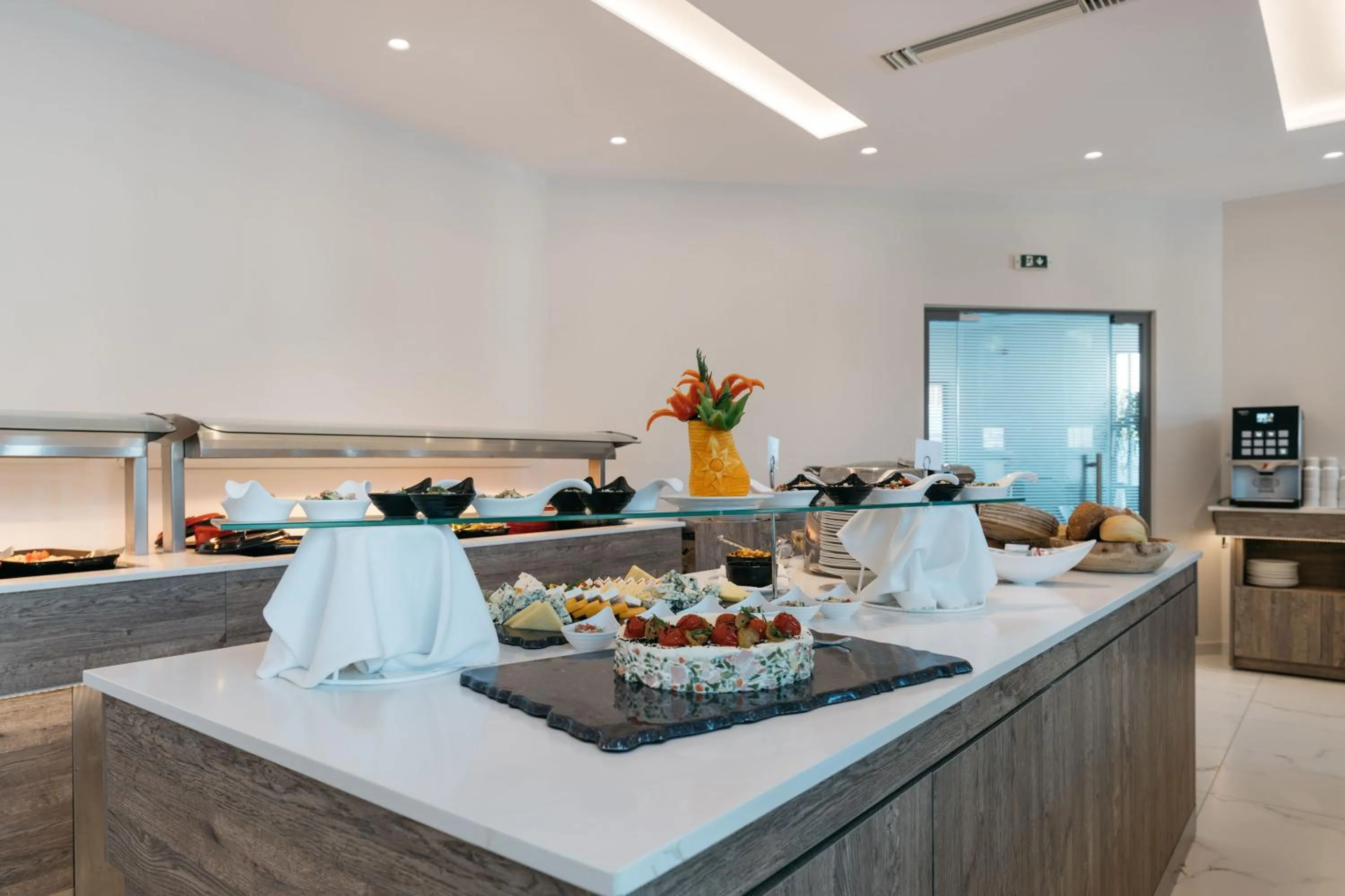 Food and drinks in Tesoro Hotel Zakynthos