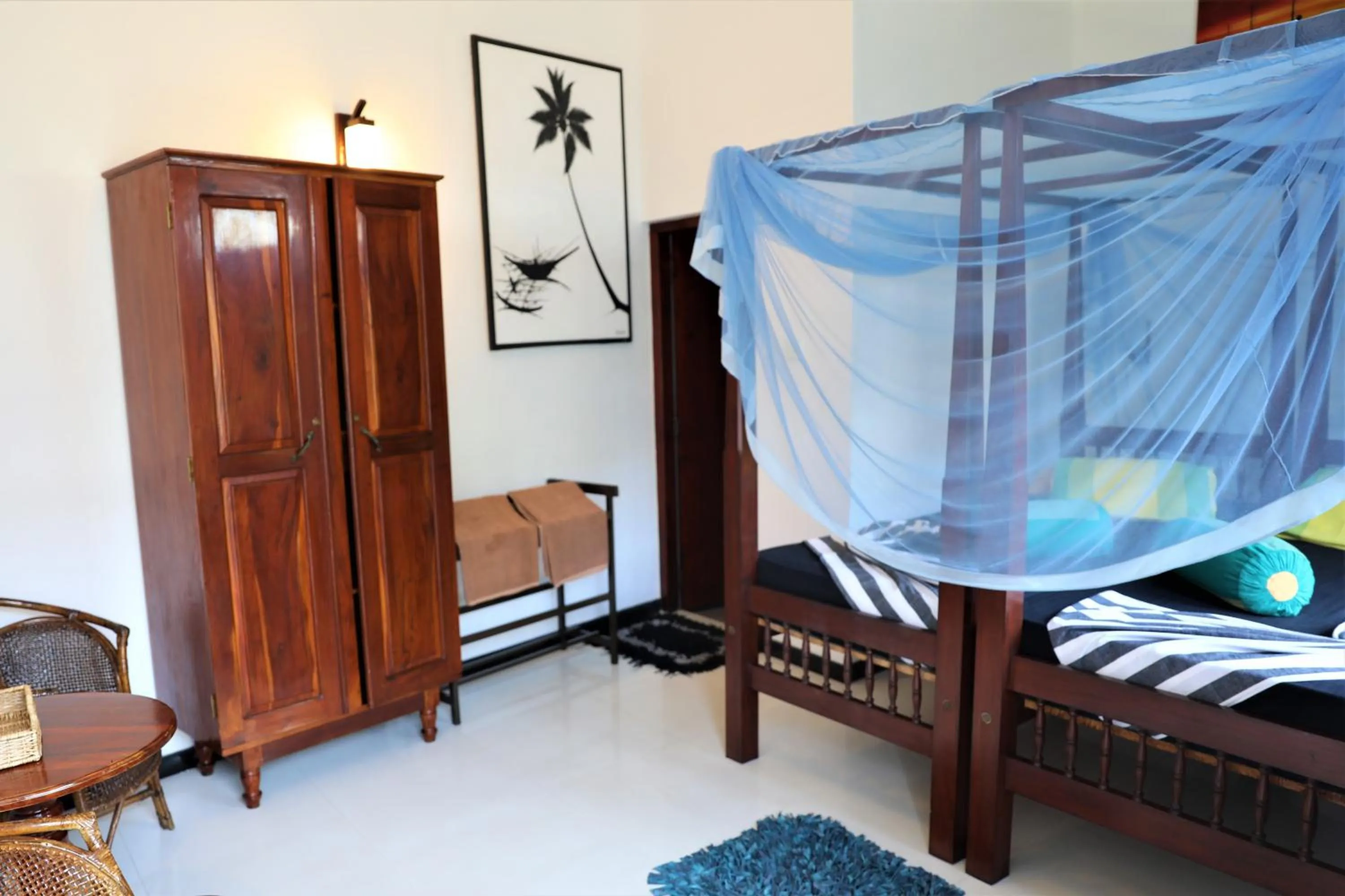 Bed in Main Reef Guest House