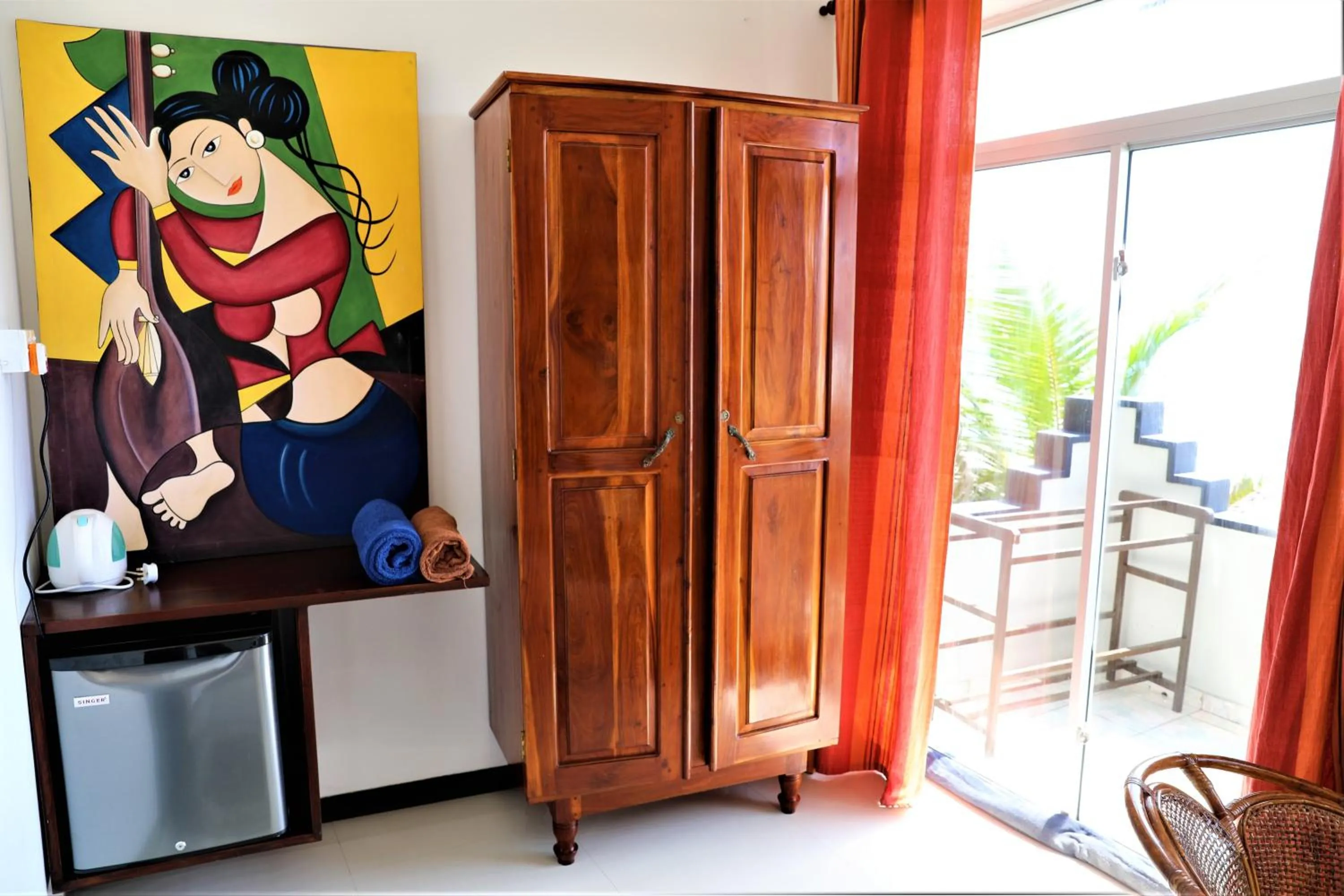 Main Reef Guest House