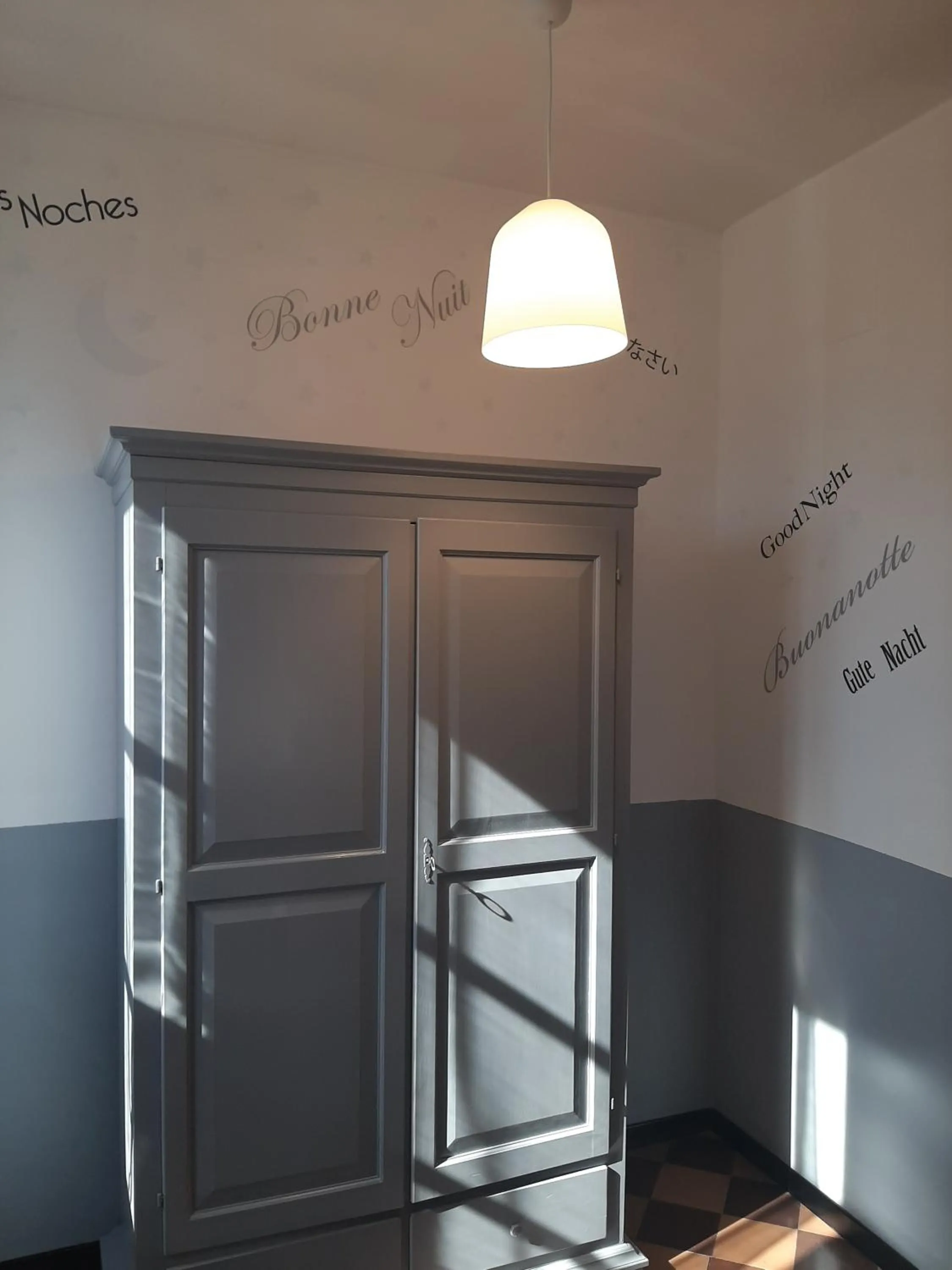 Decorative detail in B&B Principe Calaf 3