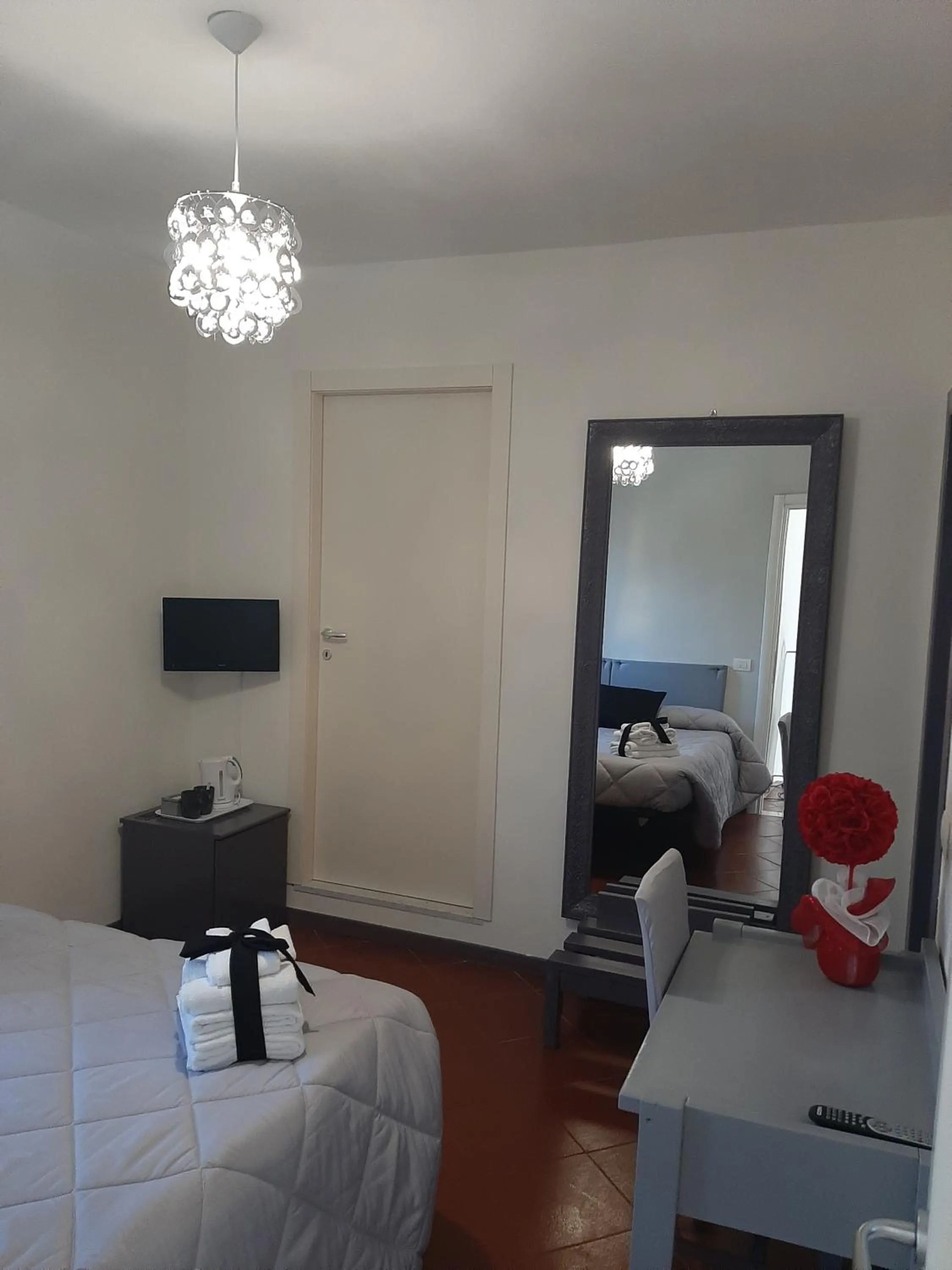 TV and multimedia, Bed in B&B Principe Calaf 3