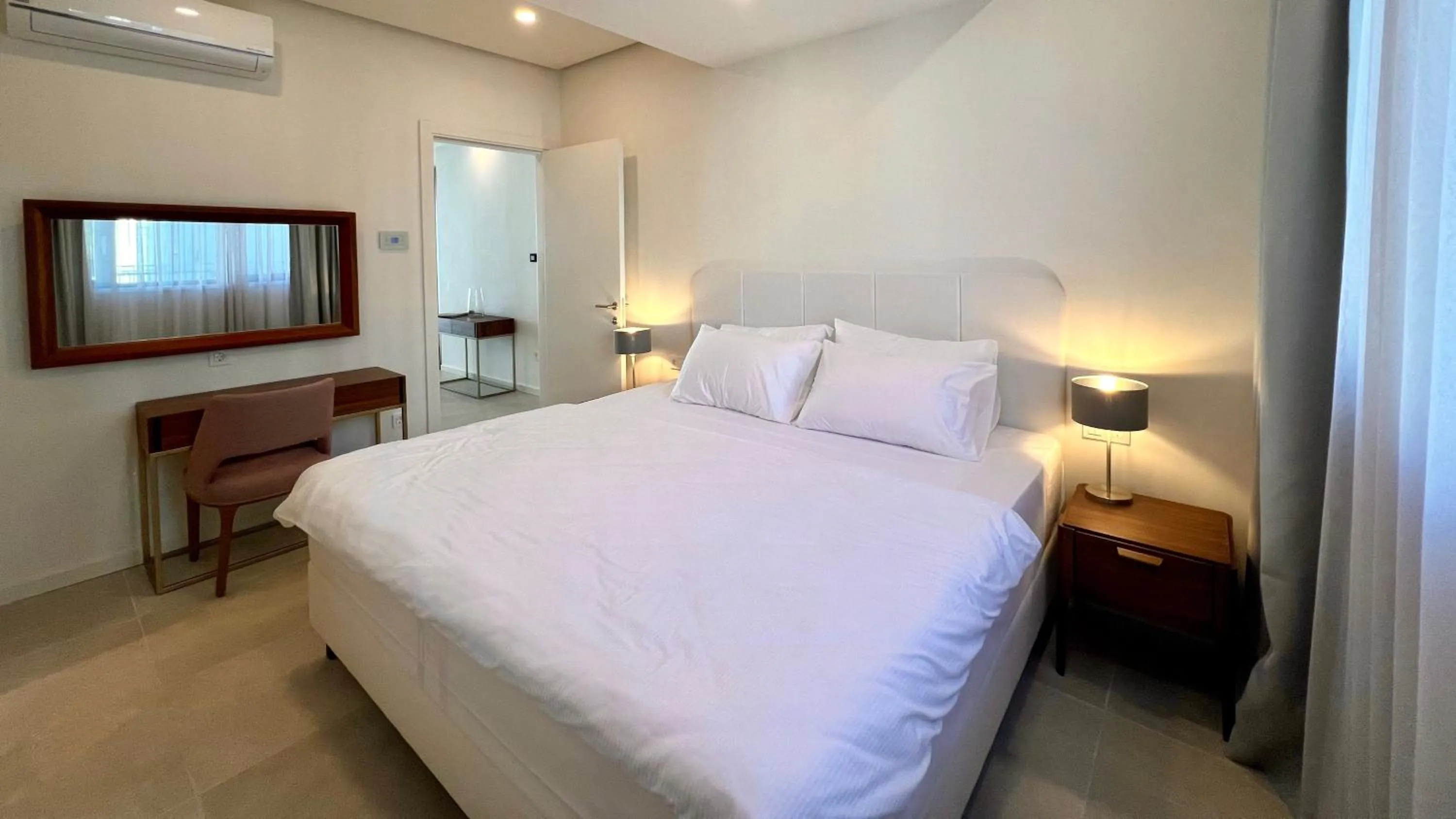 Bedroom, Bed in Sunraf Luxe Apartments