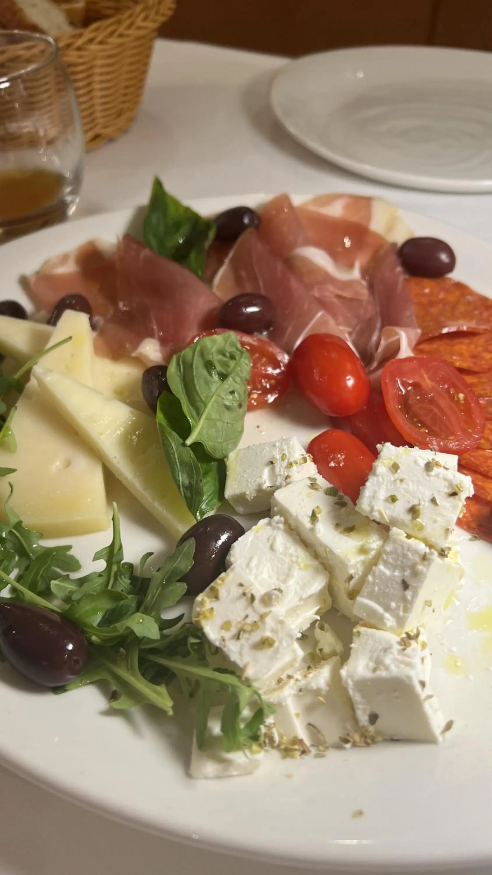 Food in Sunraf Luxe Apartments