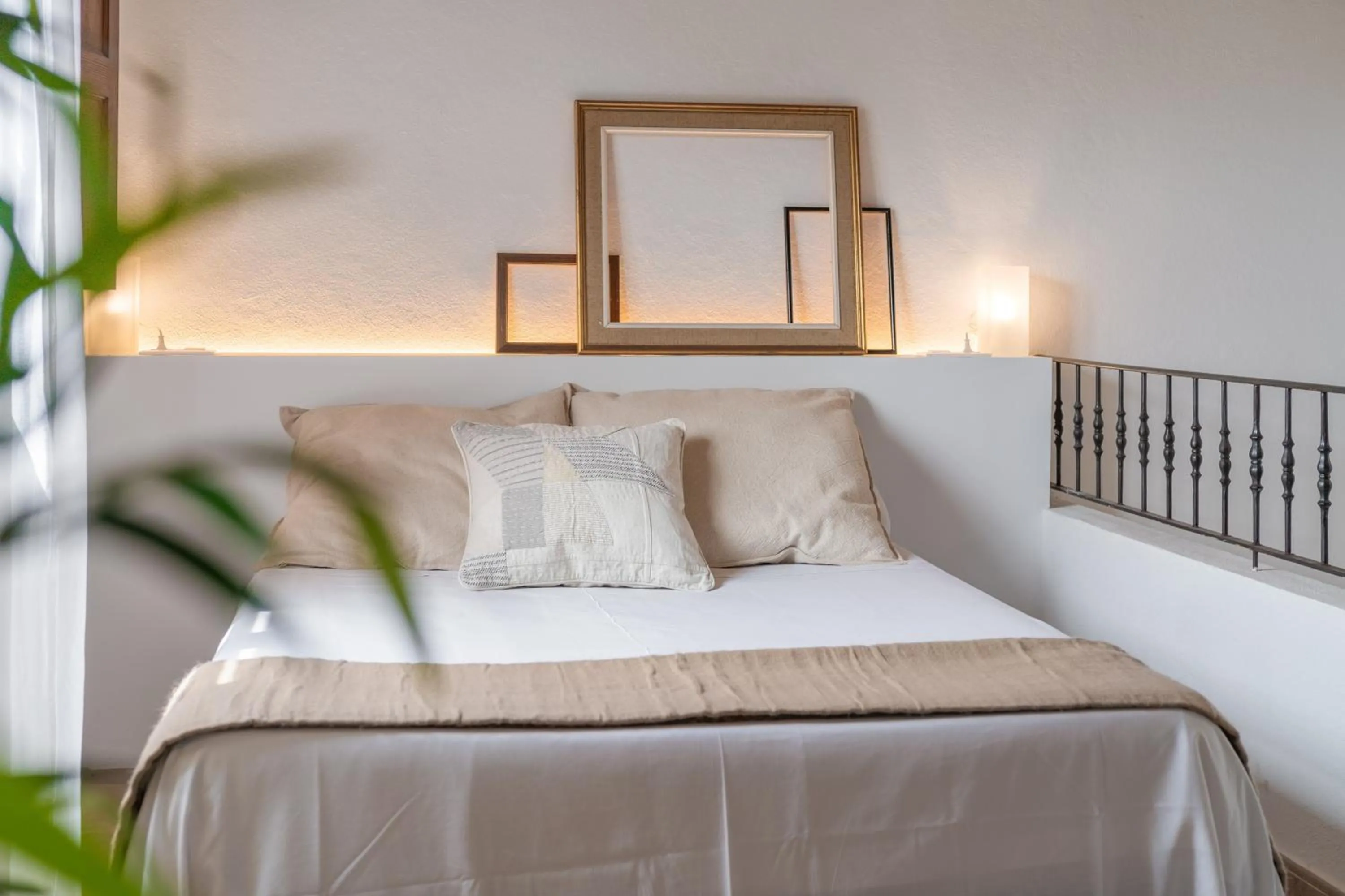 Living room, Bed in Villa Pau
