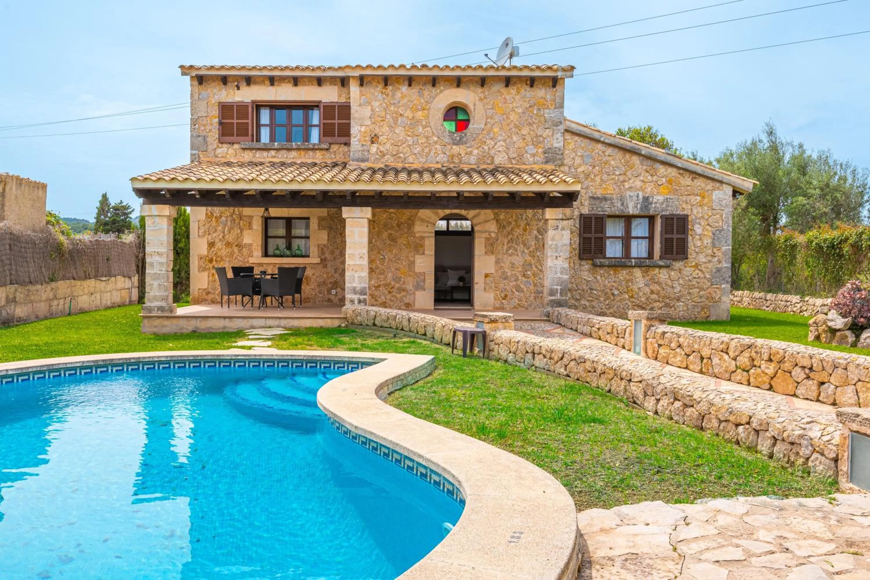 Two-Bedroom House in Villa Pau