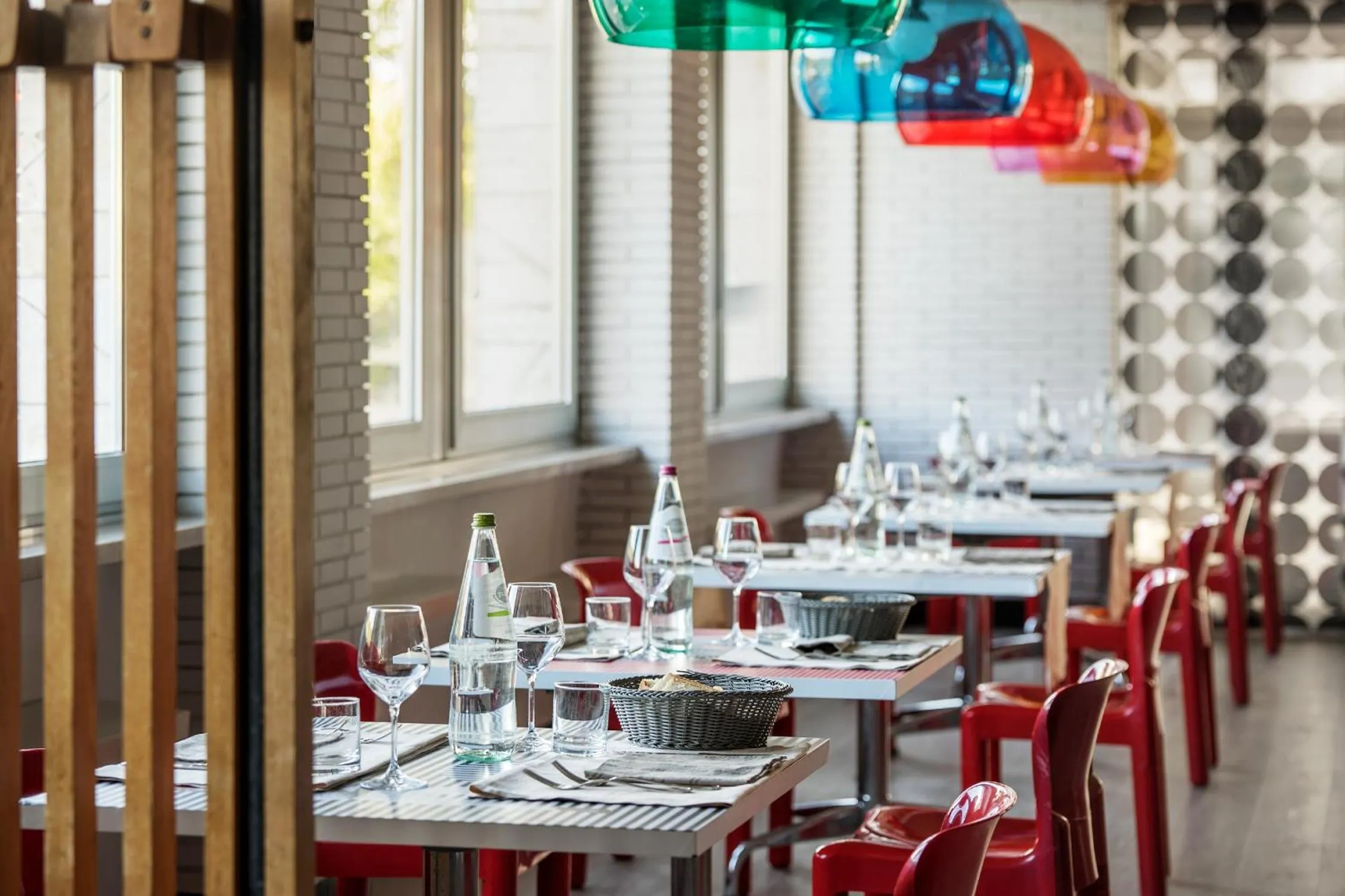 Lunch in LH Hotel Arca Street Art